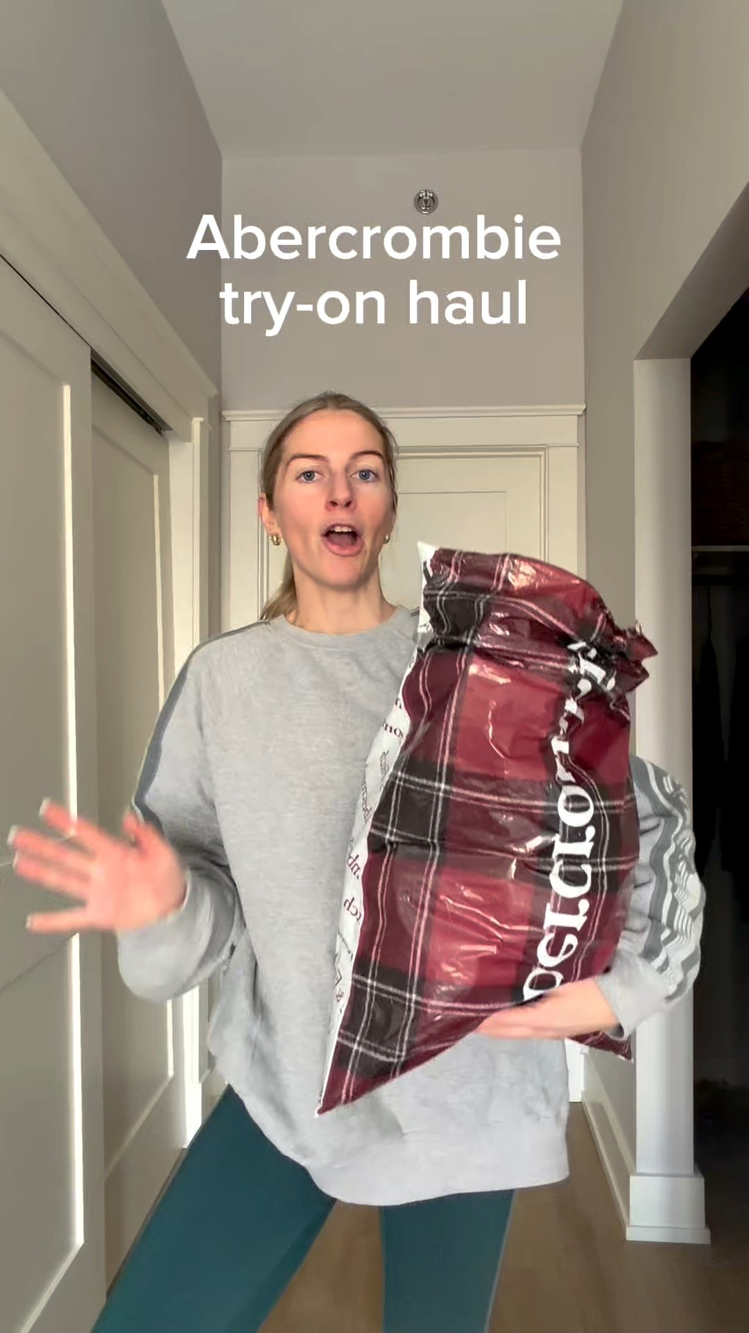 #AbercrombiePartner Winter Abercrombie try on haul @abercrombie #abercrombiehaul #abercrombie

#LTKHoliday #LTKFindsUnder100 #LTKSaleAlert