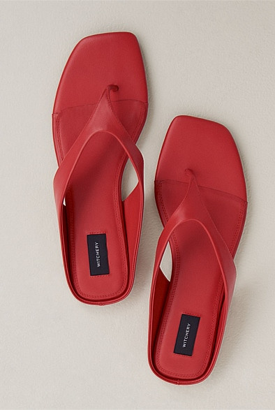 Elana Slides | Witchery (AU)