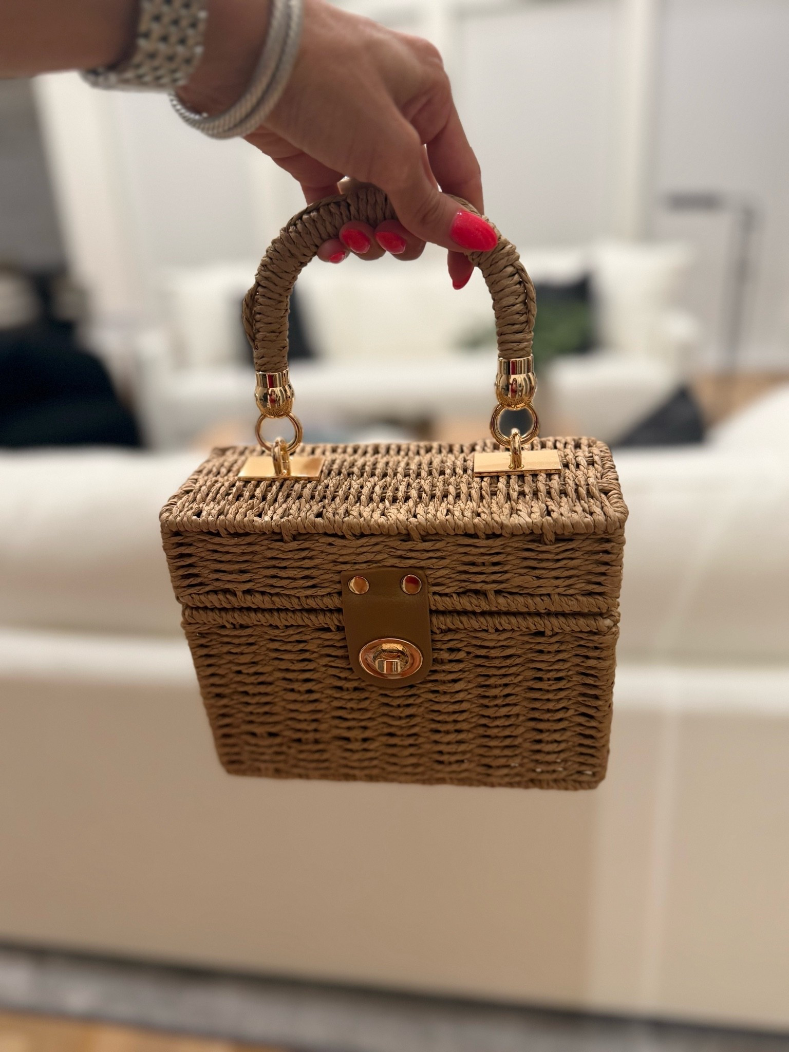 Just ordered this cute bag for my upcoming vacation looks so high and!

#LTKSeasonal #LTKPetite