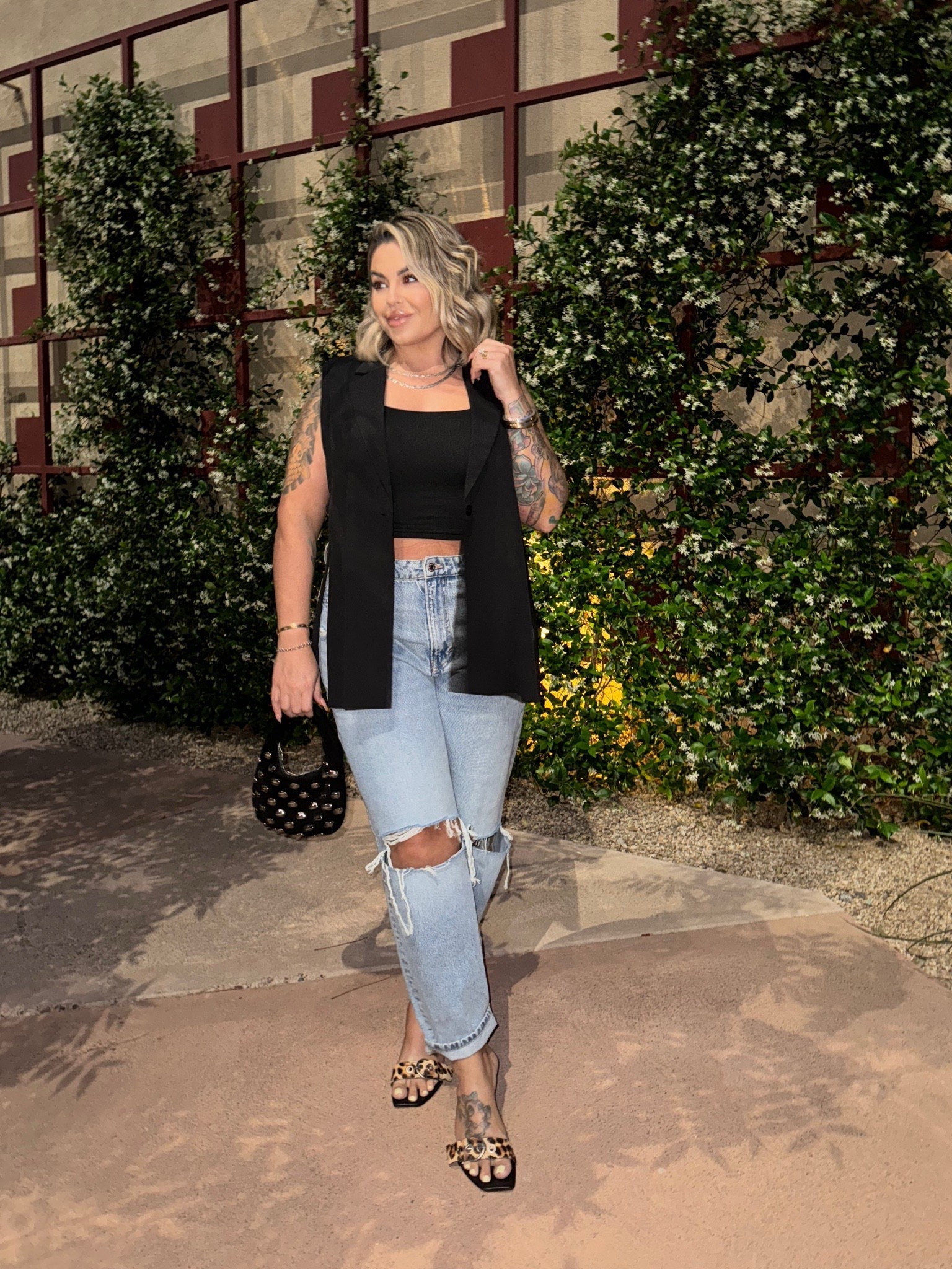 Date night outfit 
Jeans 12 
Tank L 
Vest L 


Follow my shop @shaynaslife on the @shop.LTK app to shop this post and get my exclusive app-only content!

#liketkit 
@shop.ltk
https://liketk.it/5bH3l

#LTKFindsUnder50 #LTKSaleAlert #LTKMidsize