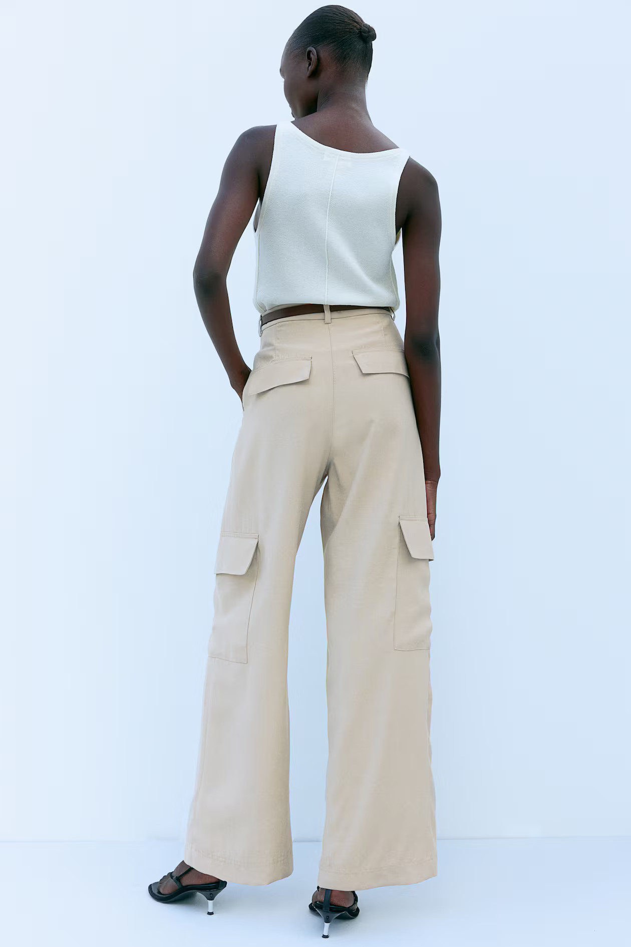 Wide cargo trousers | H&M (UK, MY, IN, SG, PH, TW, HK)