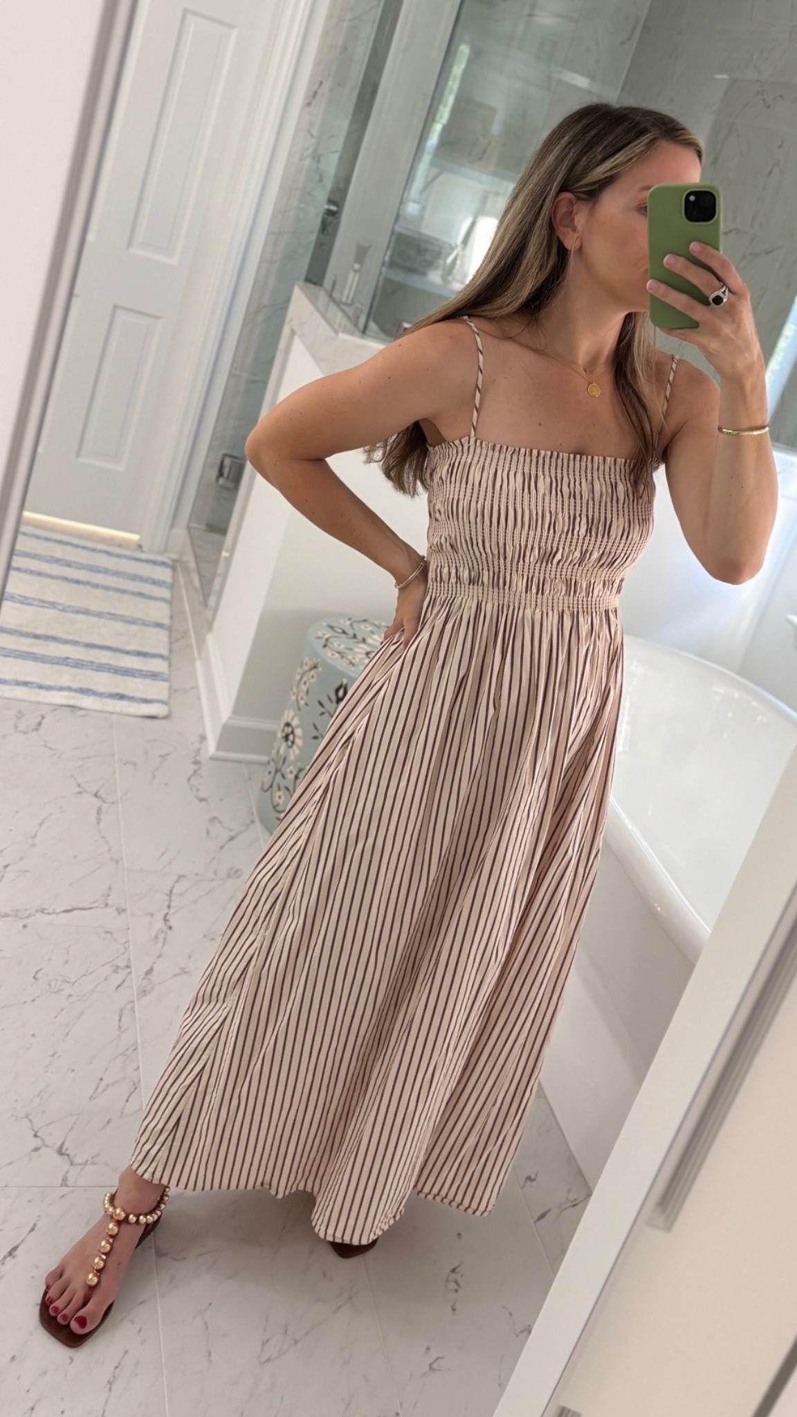 Probably my most worn dress, pregnant or not. Wearing a small ✨

#LTKootd #LTKBump #LTKmomlife