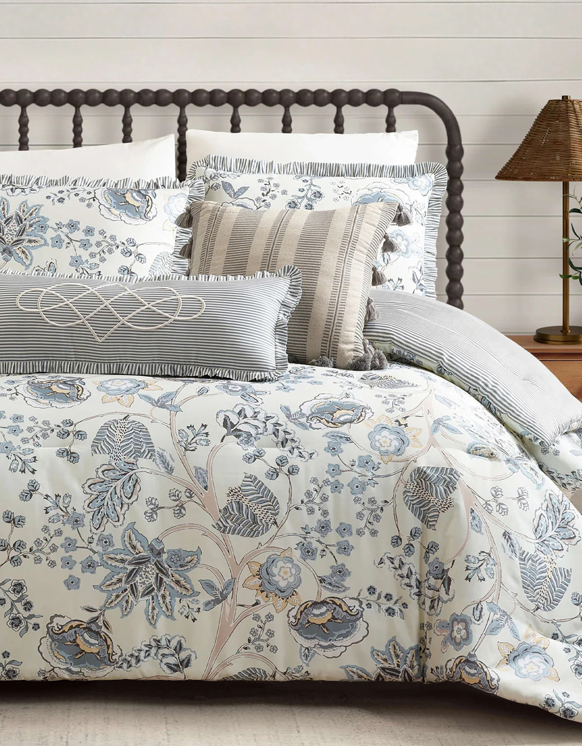 Jones Hundred Comforter Set | Spartina 449