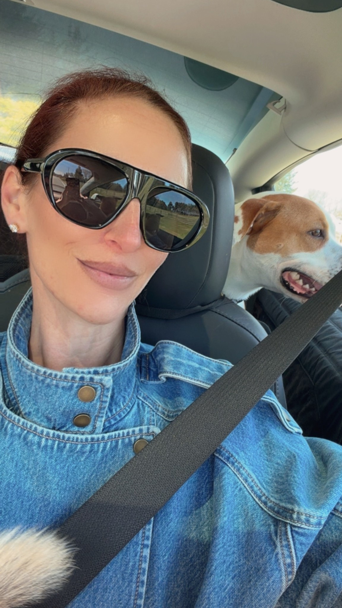 Under $20 and giving designer energy 🖤
These sunglasses are the easiest way to elevate any look—structured, chic, and instantly polished without the price tag.

I love a bold, slightly oversized frame like this to balance denim and casual textures (like this jacket moment). They add that “finished” feel—even on your most effortless days.

The best part? You don’t need to spend $$$ to get that elevated, off-duty look. These have the same sleek silhouette as high-end pairs, with UV protection and everyday durability built in.  ￼

If you’re building a wardrobe that works harder, this is one of those small accessories that makes a big impact.

#LTKUnder50 #LTKStyle #AffordableFashion #SunglassesStyle #EverydayChic #MinimalStyle #SpringAccessories #ChicOnABudget #CapsuleWardrobe