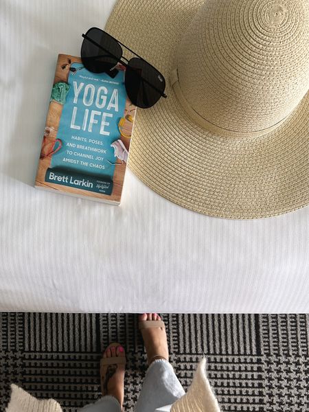 Obsessed with this pool vibe from our resort stay in Huntington Beach last weekend. And loving this book by my yoga teacher!

pool vibes, beach wear, jeans, travel outfit, vacation outfit, beach hat, mom jeans, mom style

#LTKxTarget #LTKGiftGuide #LTKmidsize
