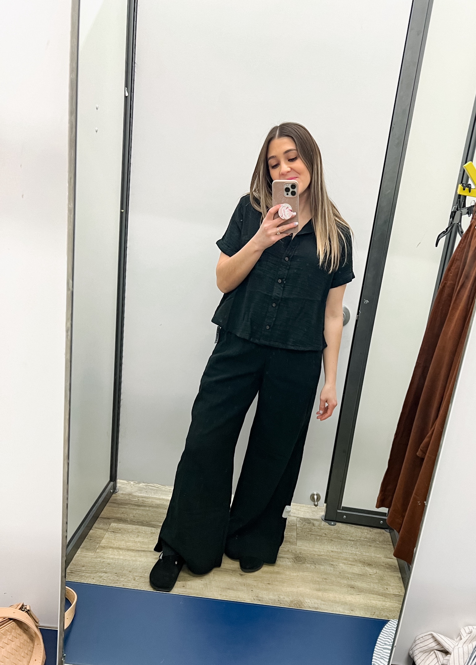 Love this set 🖤🤍
Size s in top & xs in pants ✨



#LTKFindsUnder50 #LTKBump #LTKSaleAlert