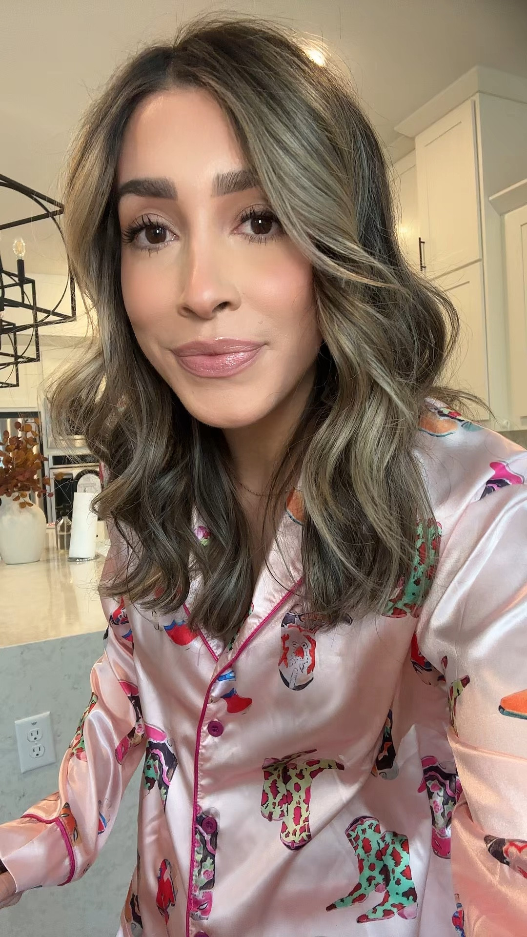 How cute are these?! I can’t handle it 💗👢 Comes in other colors and prints like wine bottles and bows 🙌🏼

Pjs | baby shower | maternity 

#LTKBump #LTKStyleTip #LTKParties