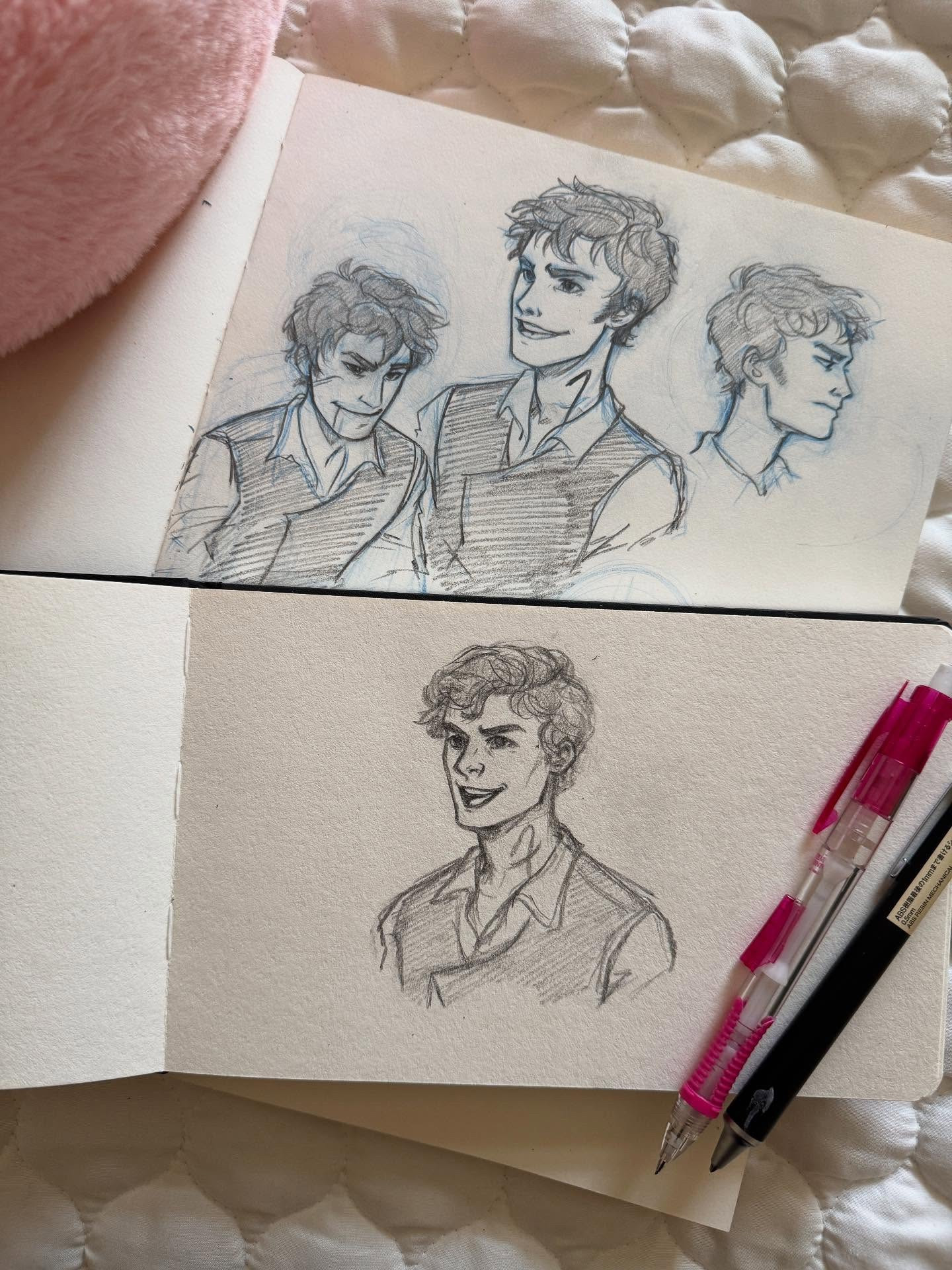 Highly recommend looking through old sketchbooks and redrawing things because it’s so cute to see the progress 🥺 8 year difference between the top and bottom sketch (2017 vs 2025!) 
•
#bookstagram #bookishartist #bookish #bookishart #characterillustration #willherondale