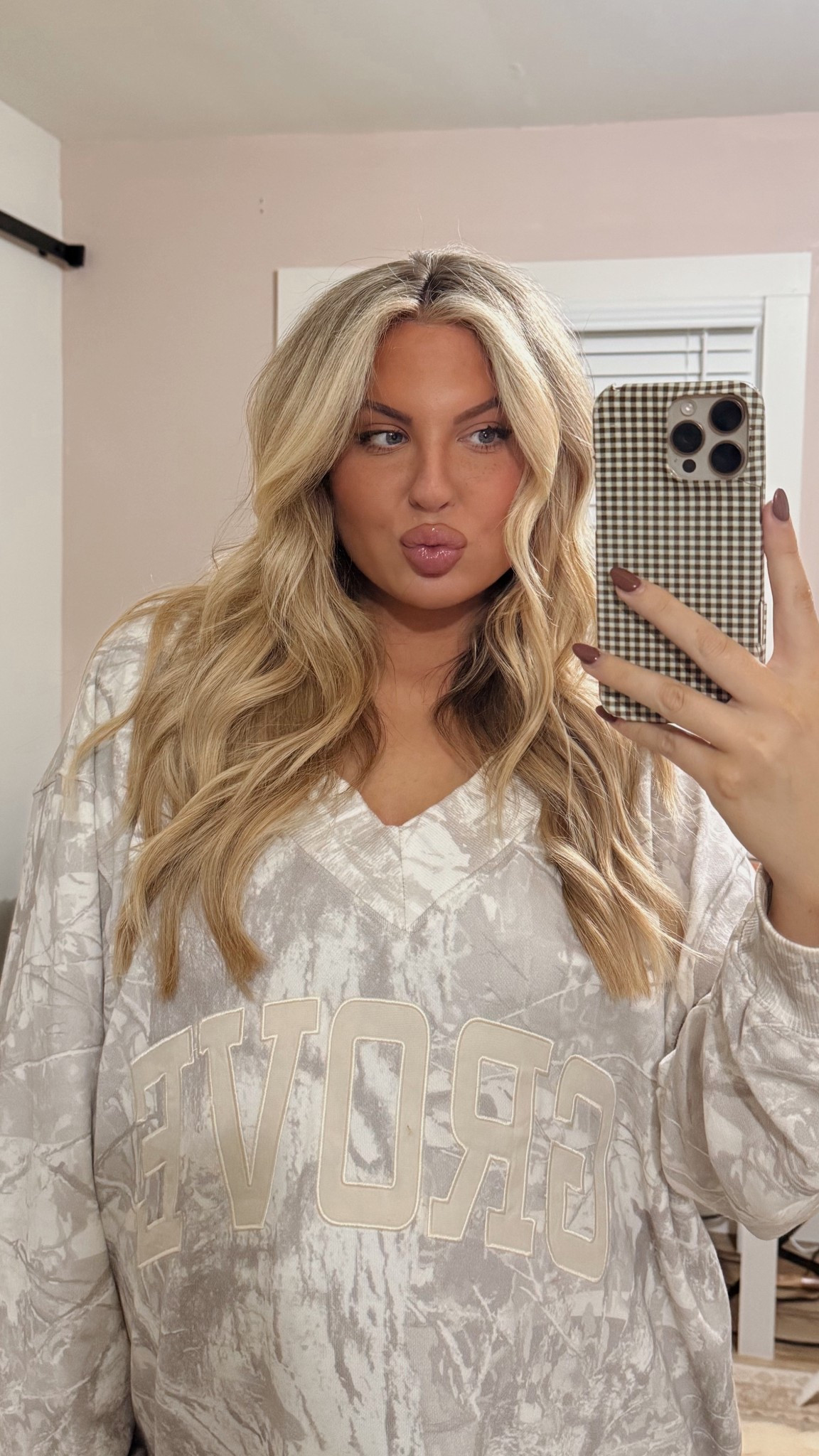 best drugstore foundation I’ve ever tried! 

#LTKBeauty #LTKFindsUnder100