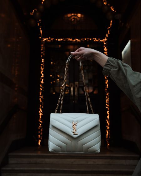 Christmas wishes do come true, I finally have my perfect YSL Small LouLou bag in Vintage Blanc with gold hardware 🤍✨ what a dreamy combination. #ysl #yslbag #yslloulou #ysllouloubag #ootd #designerbag #whitebag #saintlaurent