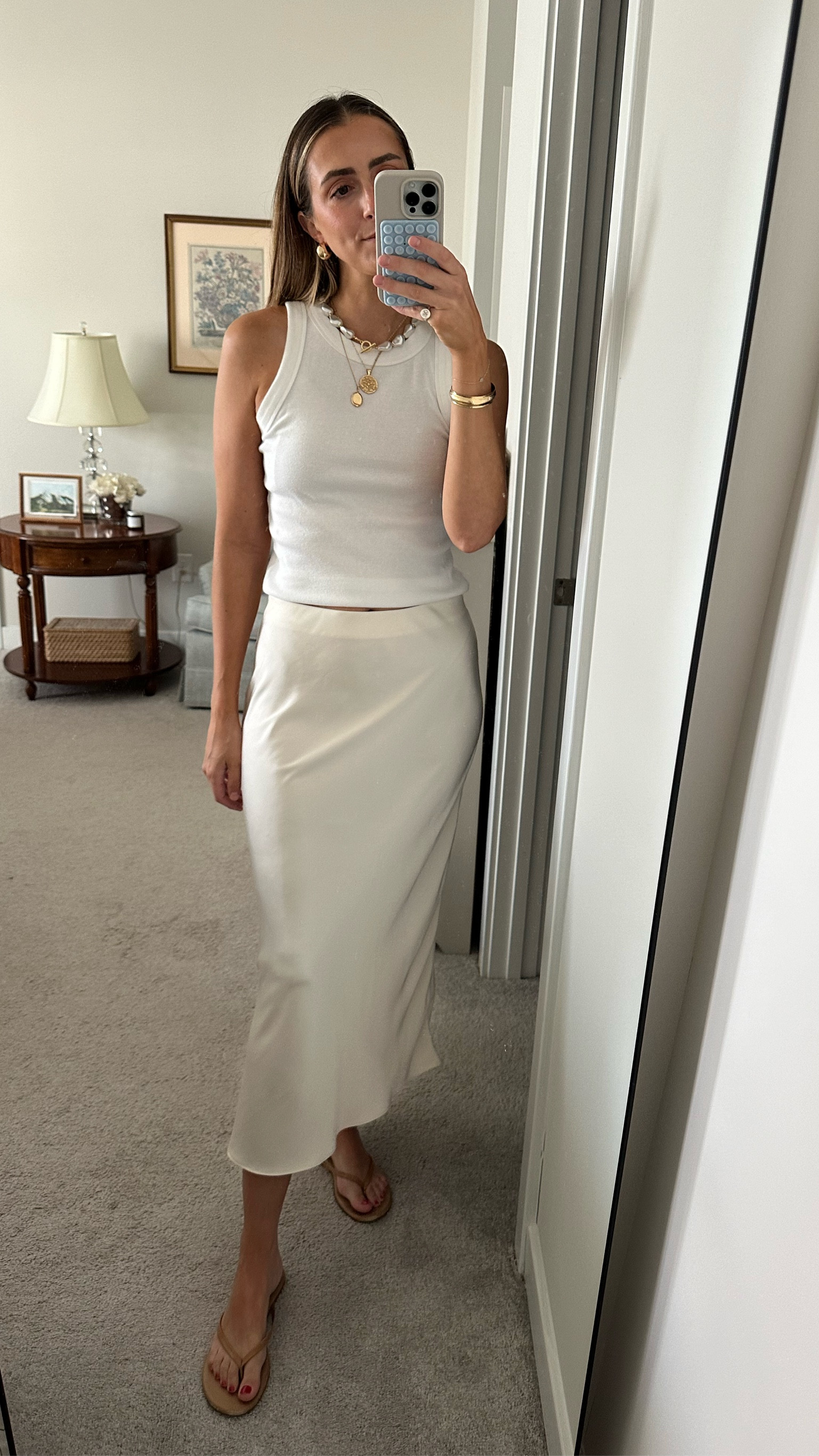 Monochromatic moment 🐚 I love this outfit formula for summer: tank, silk maxi and Tkees 


#LTKFindsUnder100 #LTKFindsUnder50 #LTKSummerSales