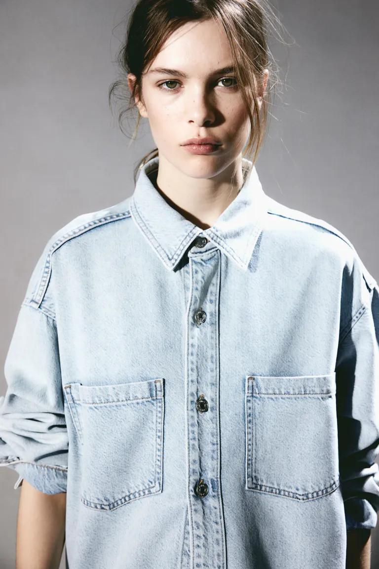 Camisa denim Feather Soft - Manga larga - Largo normal - Azul denim pálido - MUJER | H&M ES | H&M (FR, IT, ES, PT, BE)