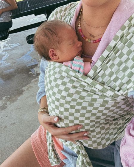 Loving this Solly baby wrap for summer. Breathable and so lightweight! Easy once you get the hang of wrapping it 💚 so many prints / colors to choose from!

Newborn wearing, newborn wrap, newborn favorites, second time mom, baby wearing 

#LTKFamily #LTKFindsUnder100 #LTKBaby