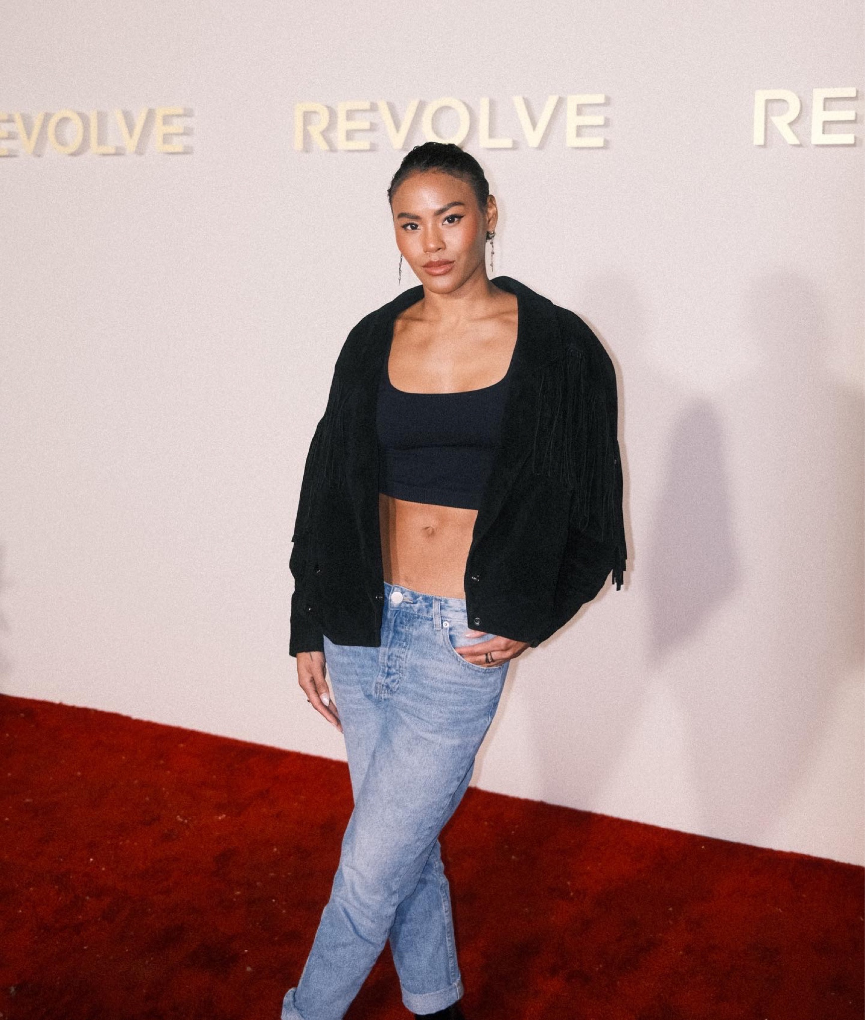 Balance loose fitting clothes by putting your hair up! A sleek updo ties it all together so you can be chic yet comfy! 

#LTKbeauty #LTKstyletip #LTKFind