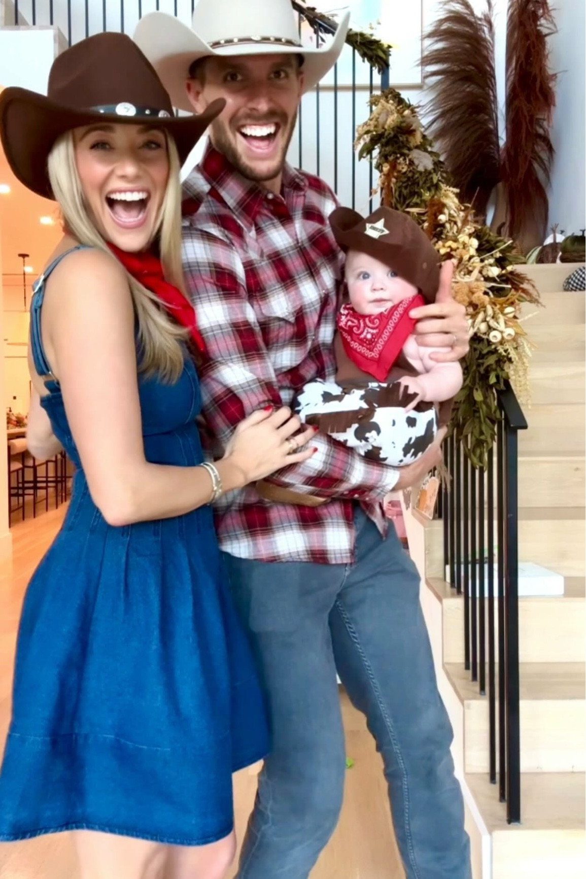 There is a new sheriff in town 🤠😉 Grab your cowboys and cowgirls… YEEHAW