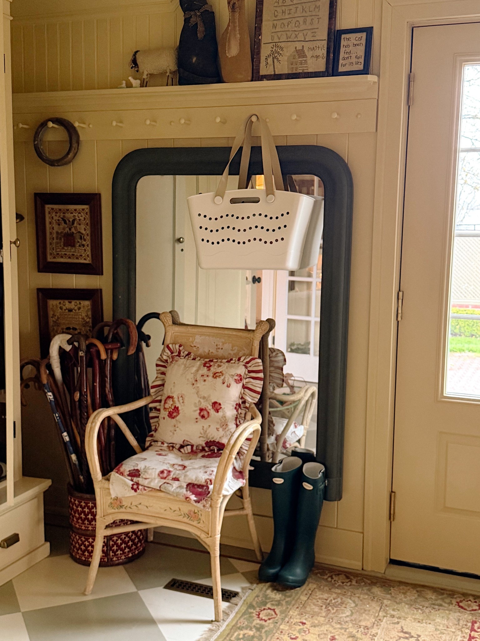 Love these cozy beach bags so much! The white one is so classy & less than $20!!! 

#LTKmomlife #LTKMothersDay #LTKootd