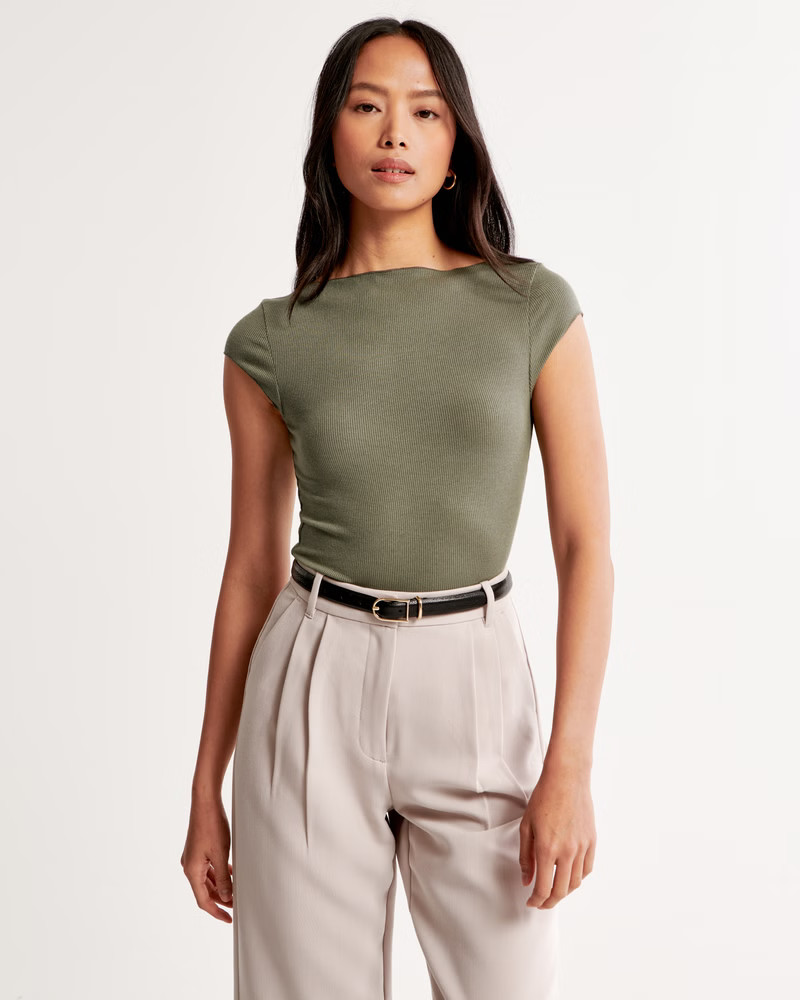 Short-Sleeve Featherweight Rib Slash Top | Abercrombie & Fitch (US)