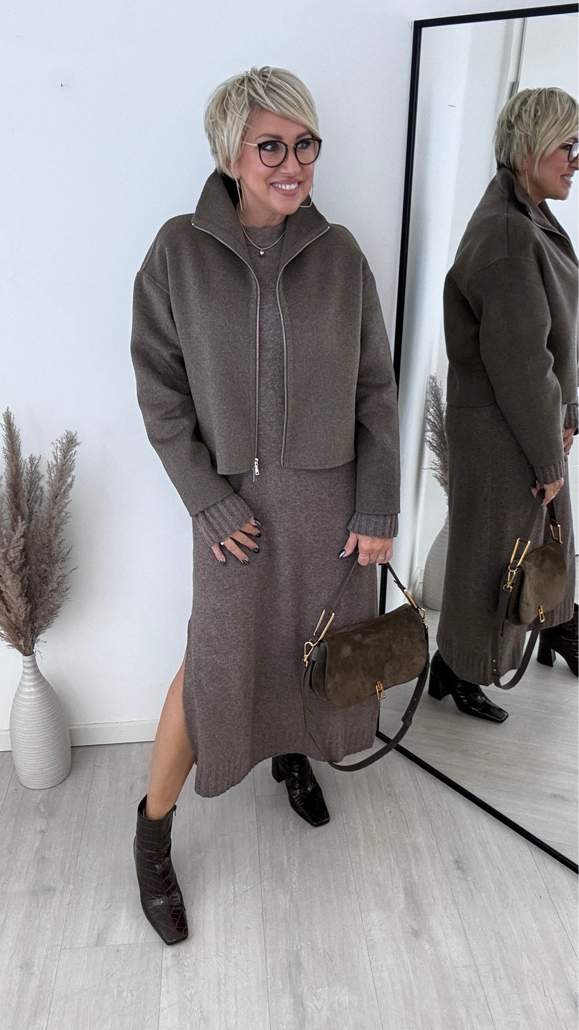 All over Brown 

#LTKmidsize #LTKover40 #LTKfindsunder100