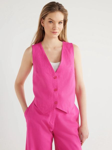 Affordable Ttrend alert in a linen vest! 🌷

#LTKsalealert #LTKSeasonal #LTKstyletip