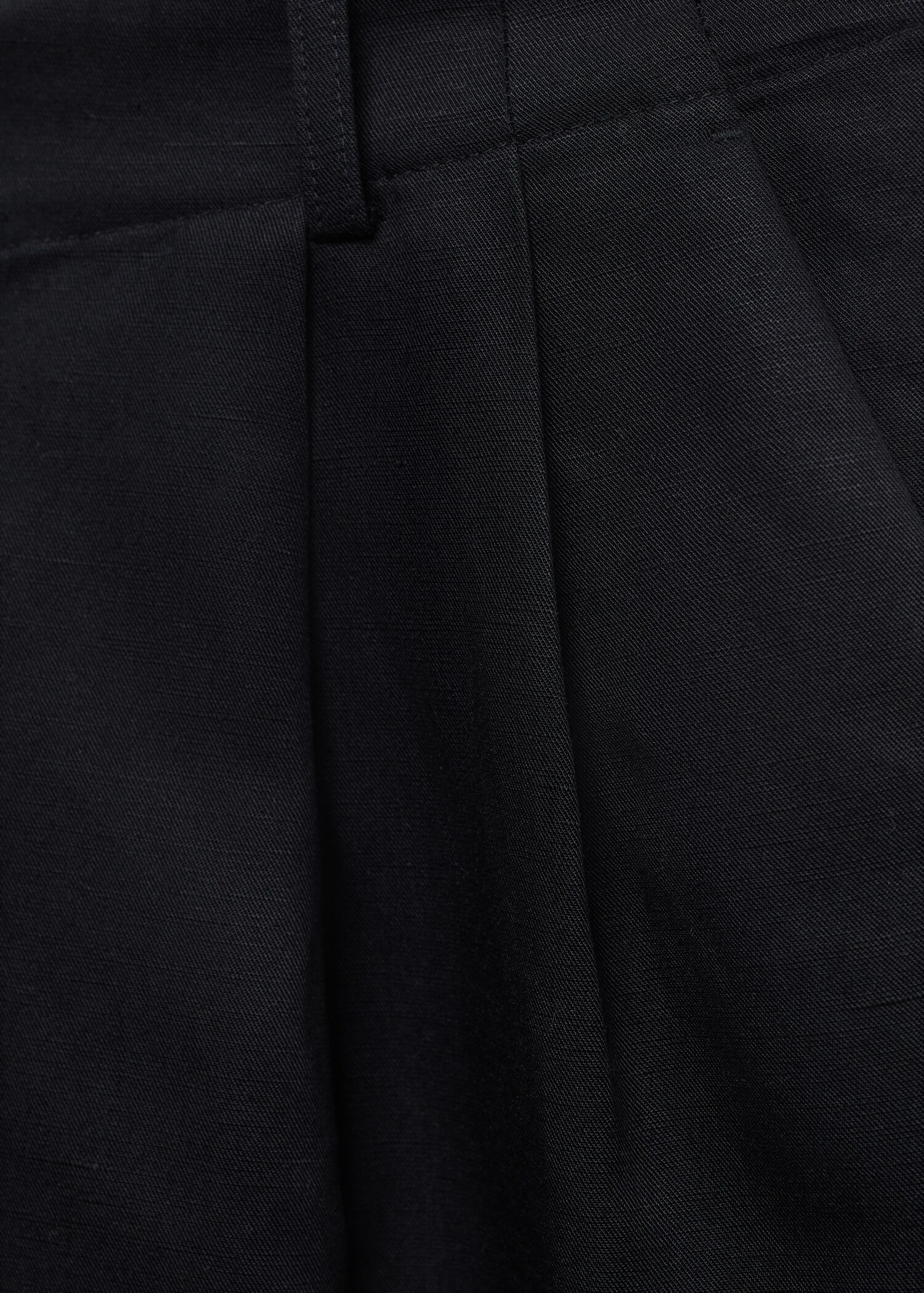 Linen-blend Bermuda plated shorts - Woman | MANGO USA | MANGO (US)