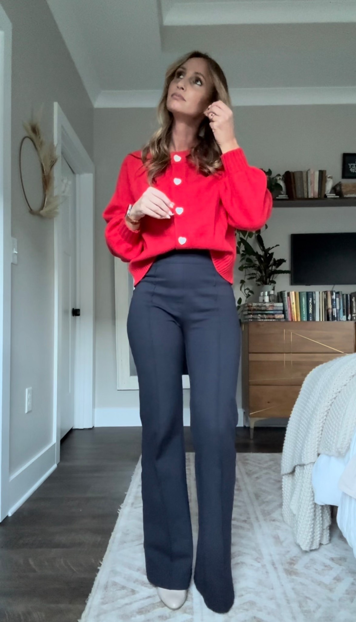 Cute V-day work outfit 

Sweater: $50
Pants: $158
Shoes: $50

#LTKootd #LTKValentine #LTKOver40