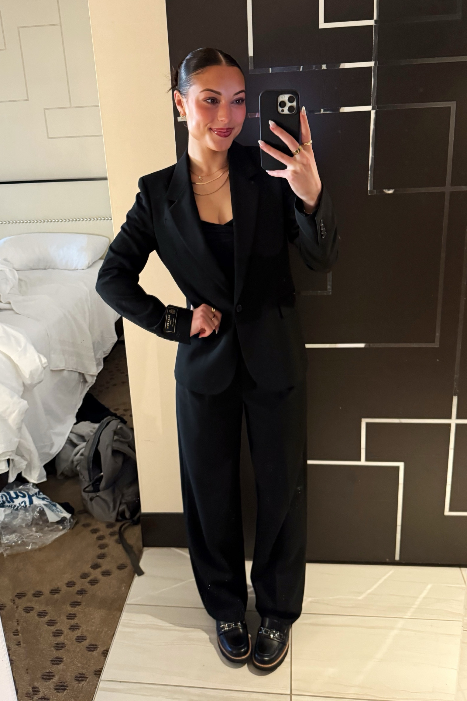 Aritzia suit 🖤
Wearing a size 4 on the top and 2 tall on the bottom! 

#LTKWorkwear #LTKStyleTip #LTKShoeCrush