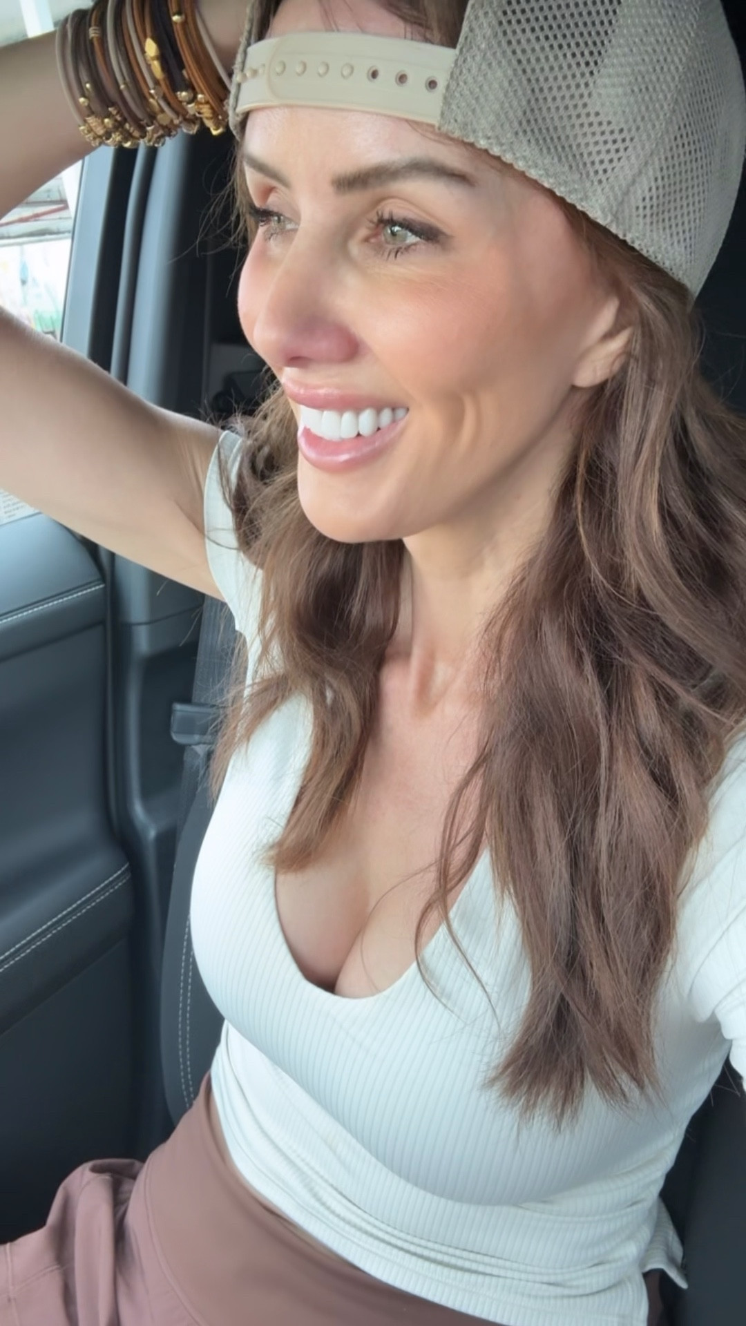 pickleball ootd // hair tie bracelets 

#LTKOver40 #LTKfitnessgoals #LTKActive