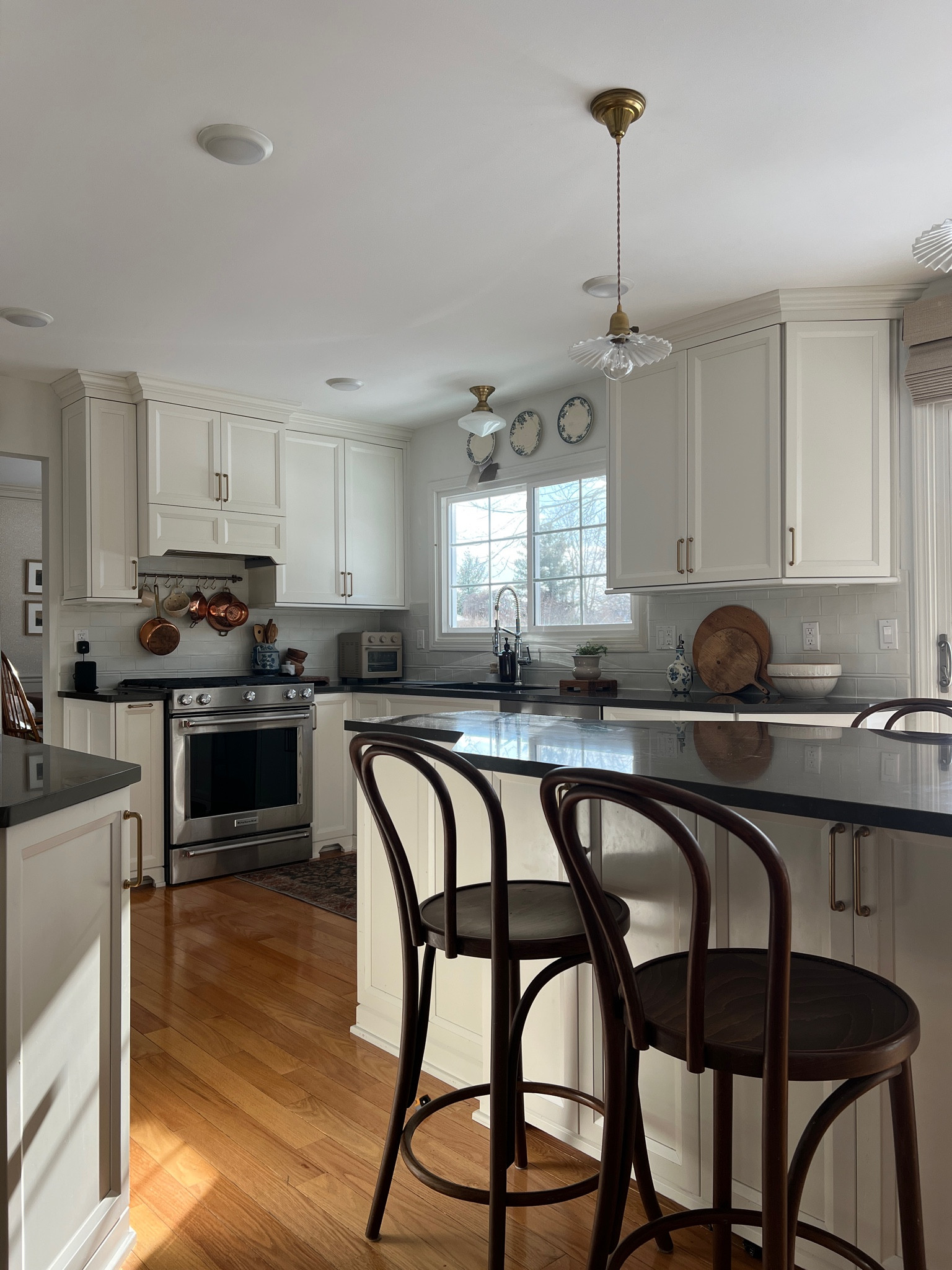 White kitchen 
Kitchen accessories
Kitchen decor 
French kitchen
Cottage kitchen 