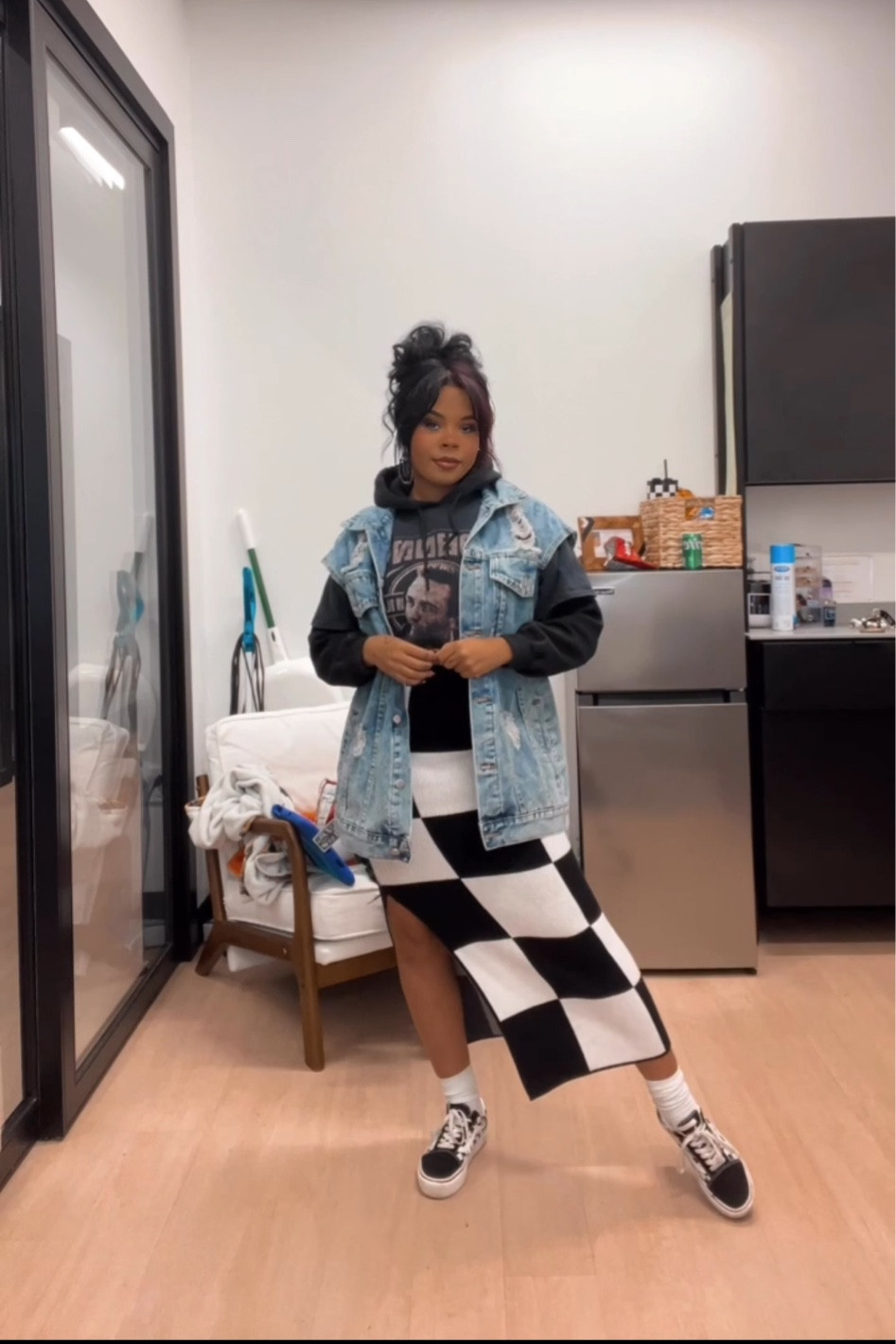 I am 5,2 and 140 pounds. I wear a medium in everything 

#LTKStyleTip #LTKBeauty #LTKSeasonal