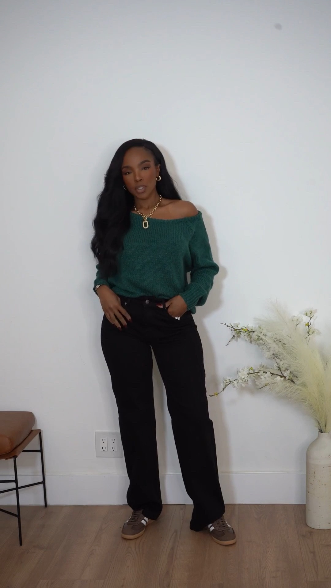 Three Thanksgiving looks you’ll actually want to wear 🍂  
From cozy-cute to dressed-up casual — here’s your inspo for every type of celebration:  

1️⃣ Burgundy cargo trousers + fitted black top — perfect for hosting or a laid-back dinner vibe.  
2️⃣ Forest green off-shoulder sweater + straight-leg jeans — cozy, elevated, and just right for family photos.  
3️⃣ Cream joggers + denim jacket + baseball cap — comfy and stylish for travel days or Friendsgiving.  

📏 Sizing: Wearing size small in all pieces — true to size fits.  

Thanksgiving outfit ideas, fall outfit inspo, casual holiday looks, comfy chic outfit, neutral fall fashion, autumn outfit ideas, cozy Thanksgiving style.  

Follow me on Instagram and YouTube @kirasfashionfinds



#LTKvlog #LTKootd