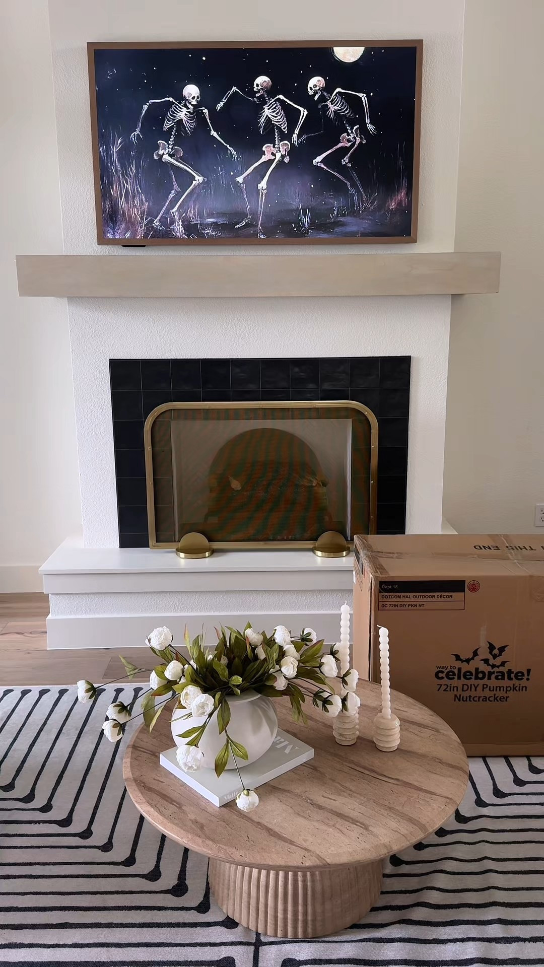 Walmart, I wasn’t ready 😮‍💨
This 6ft jack-o’-lantern nutcracker is one of the coolest Halloween pieces I’ve ever seen.
He lights up and plays music, and you can even paint him if you want to customize. Can’t wait to put them on the front porch this year—stay tuned for the full outdoor reveal later in the season 🎃✨

I got mine in on Friday and planned to share it then, but of course it was already out of stock 😩
Just checked again and they’re BACK—so if you’ve had your eye on them, now’s the time!



#LTKHome #LTKFamily #LTKSeasonal