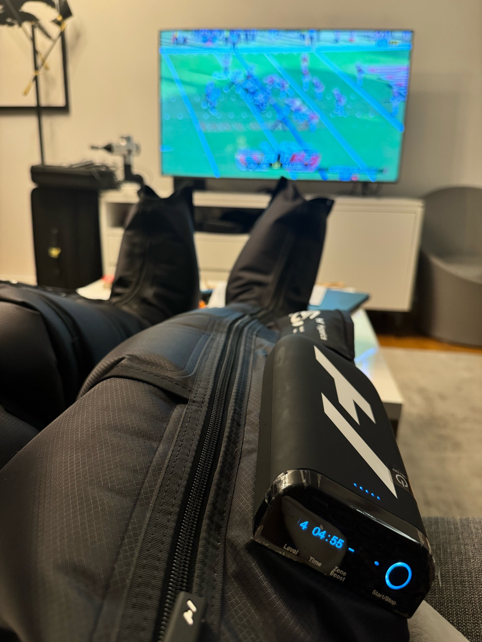 Football & Recovery : no better combo than with the Hyperice Normatec Elite🤌
These recovery boots are a game changer, no hoses or wires which make them easy for travel or relaxing on the coach during Sunday Football🏈 

#LTKtravel #LTKActive #LTKfitness