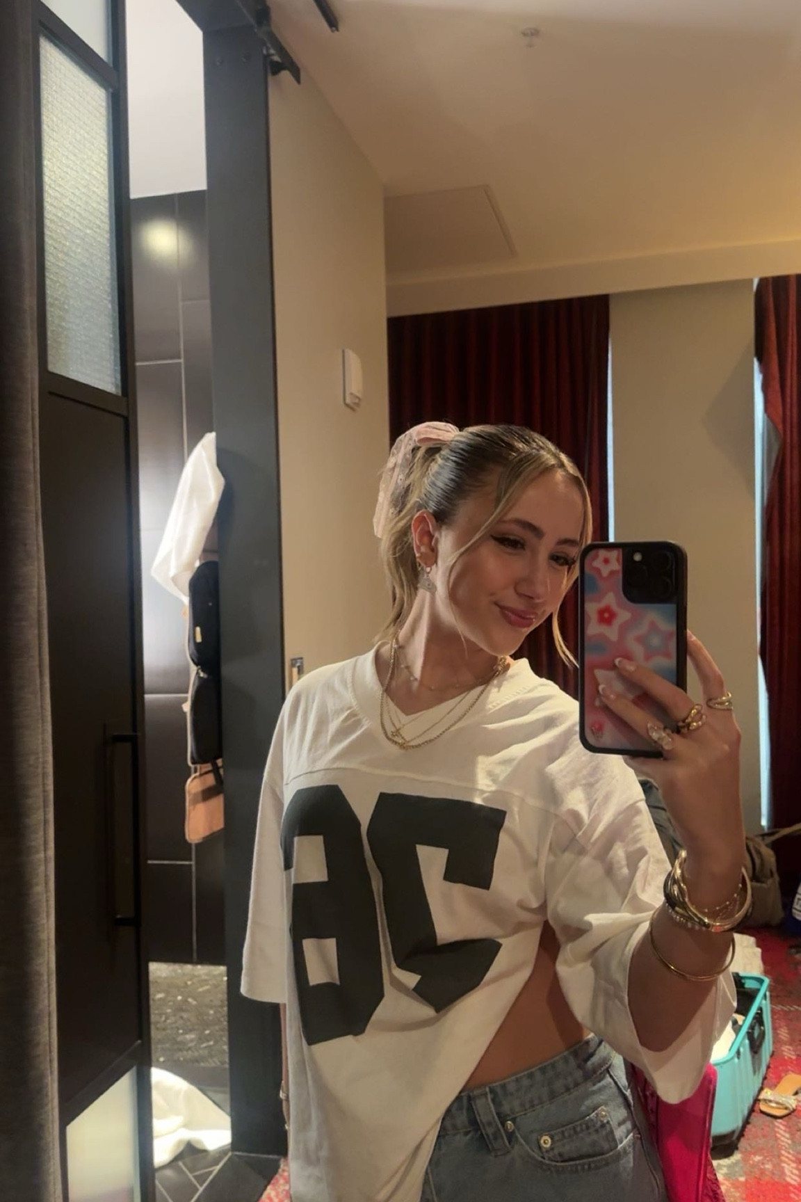 wore this for my first trip in Nashville !

#LTKfindsunder100 #LTKSeasonal