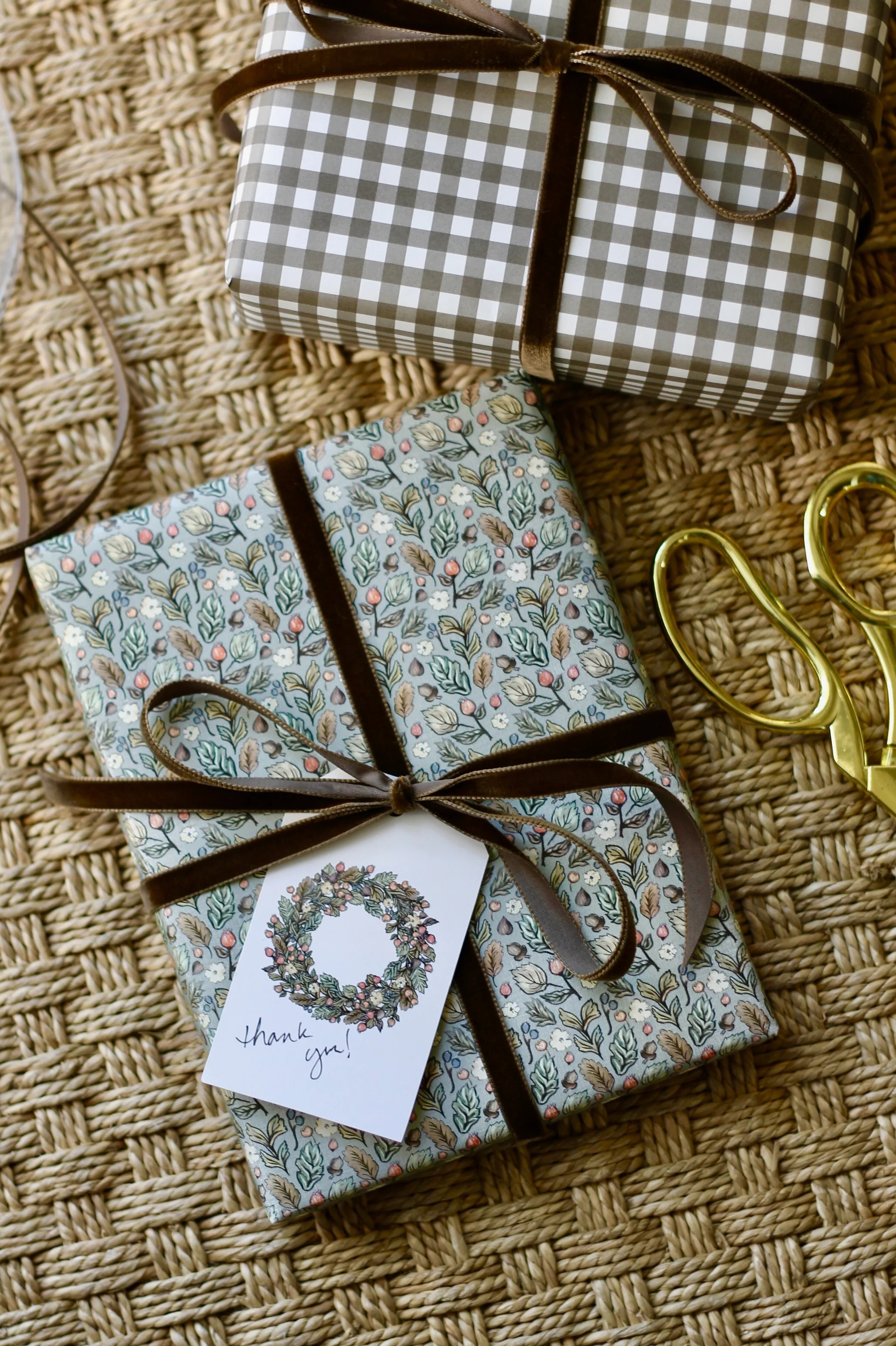 Holiday Harvest Wrapping Paper | JSH Home Essentials