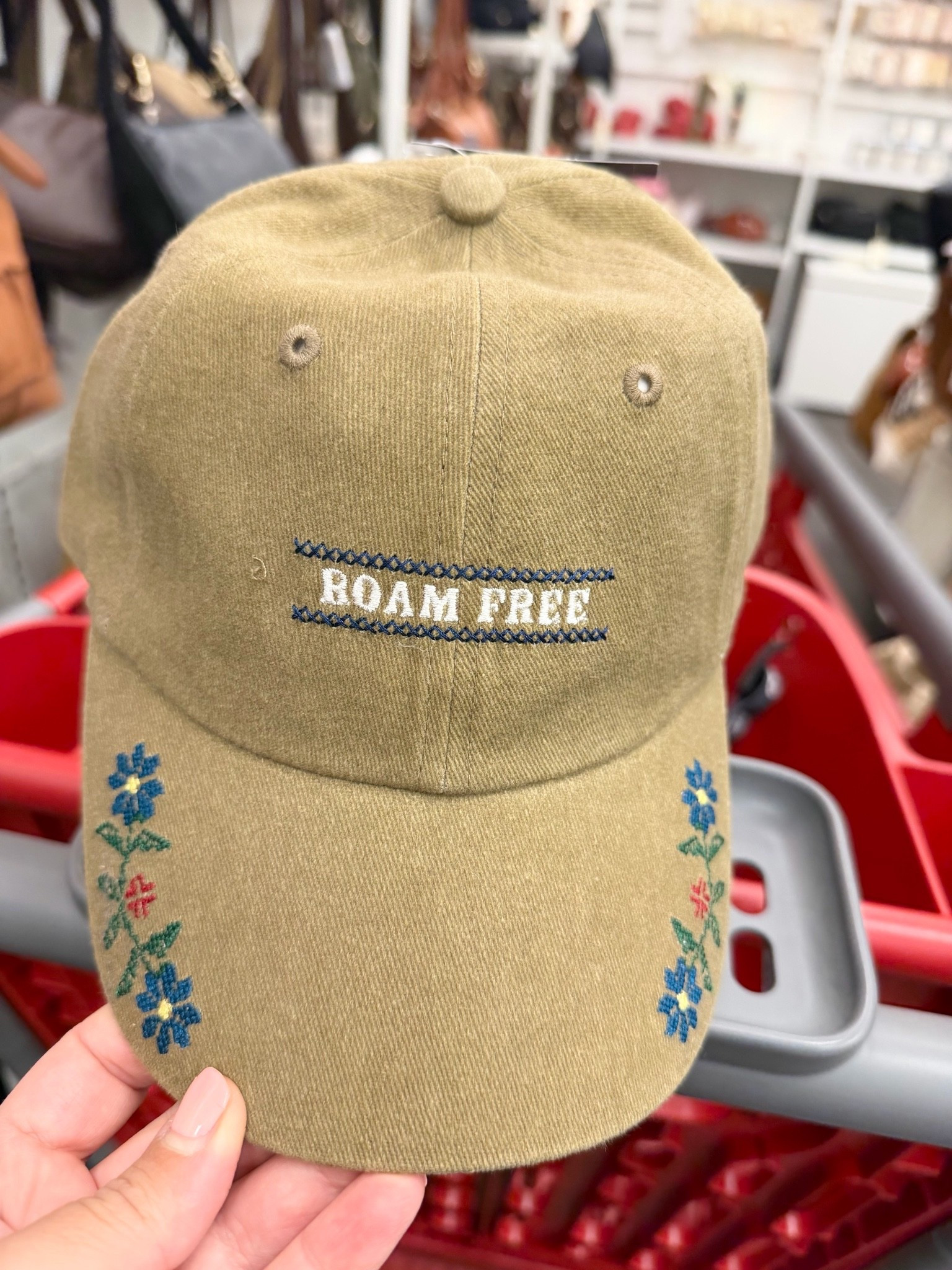 New hat @Target 😍

#LTKSeasonal #LTKActive