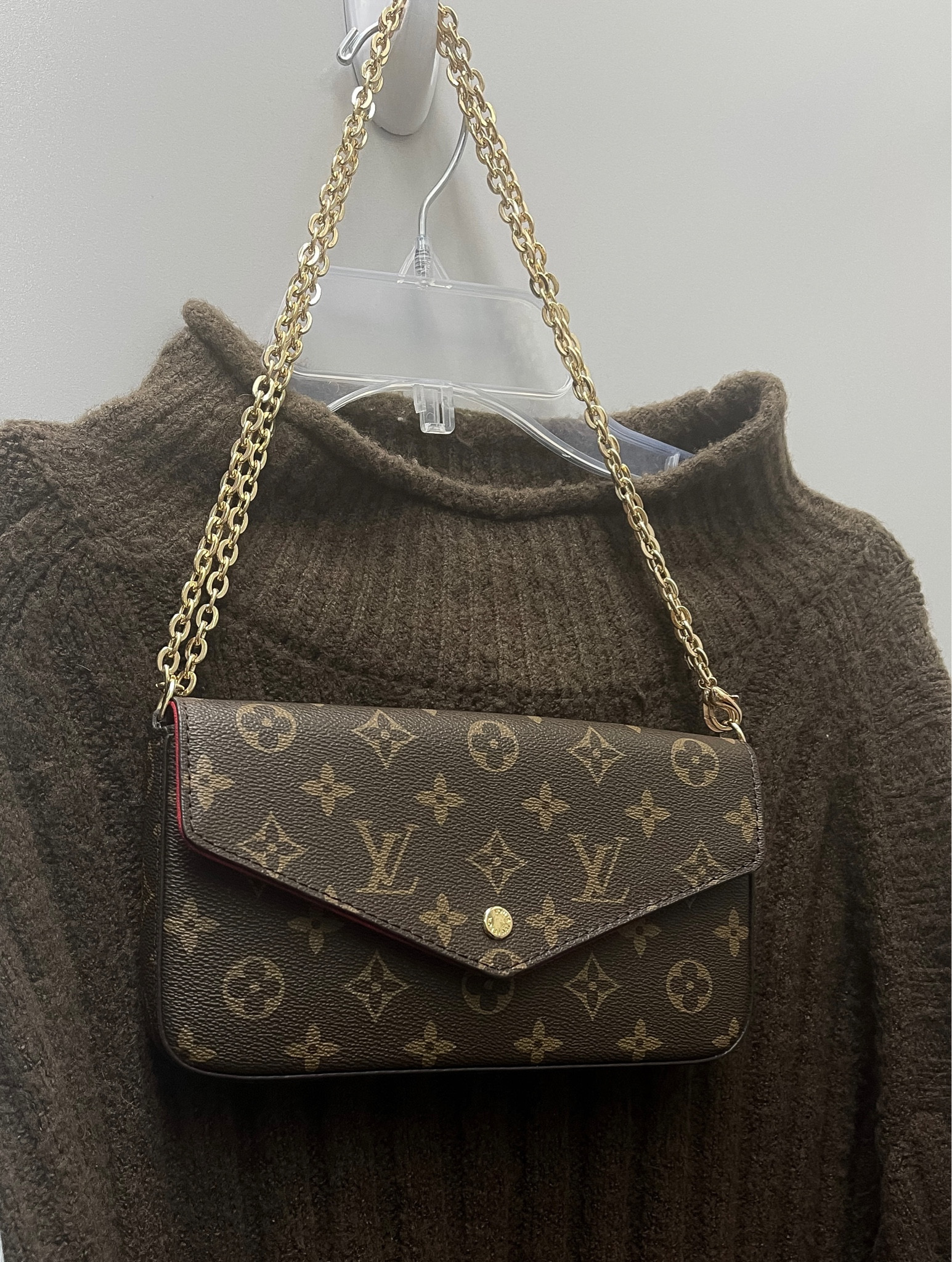 louis Vuitton dupe on dhgate🤎🧸 

#LTKGiftGuide #LTKitbag #LTKSeasonal
