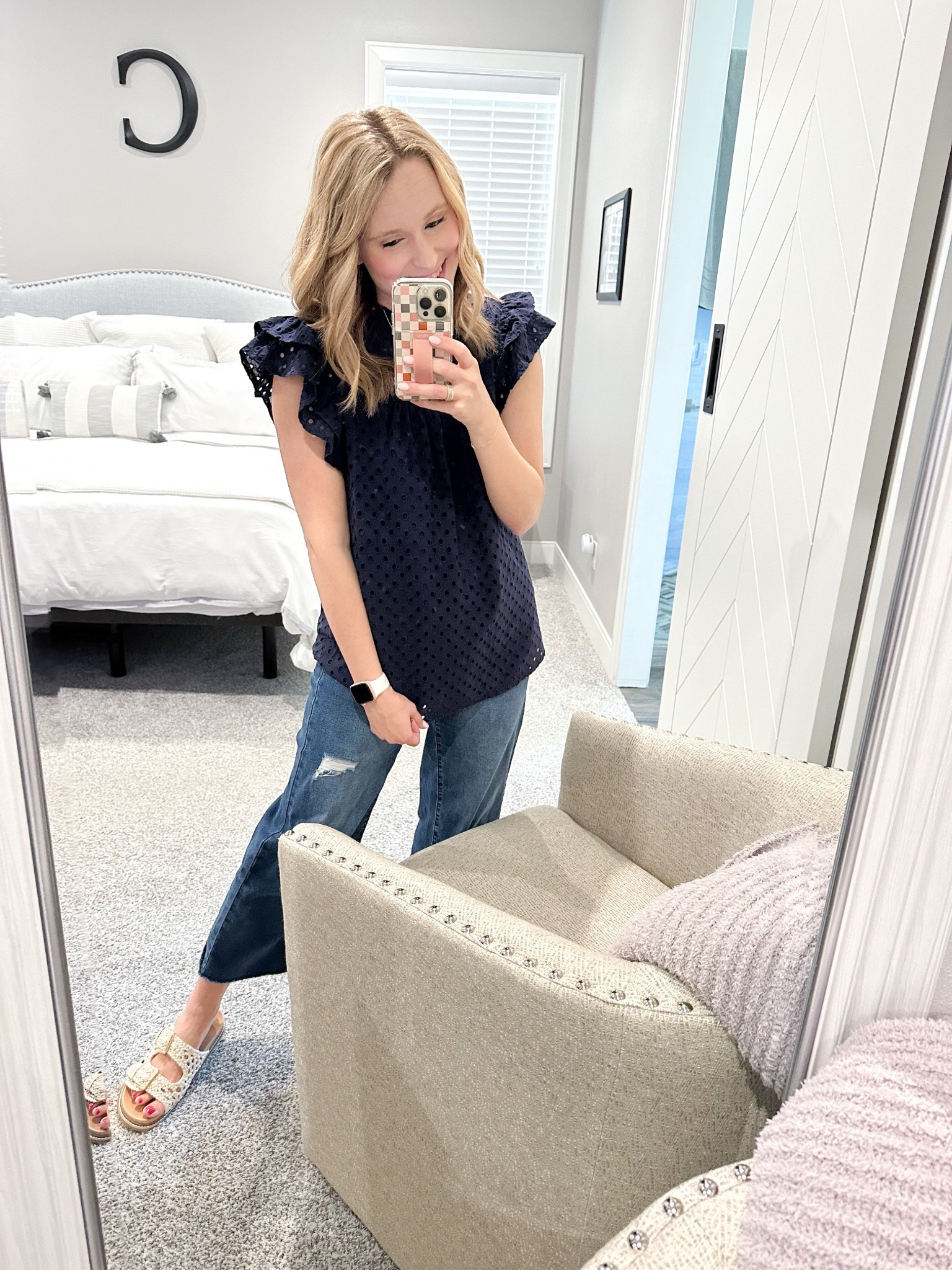 Another eyelet top I’m loving from Amazon! The sleeves are adorable and so cute with jeans or shorts for spring! 

#LTKStyleTip #LTKPetite #LTKFindsUnder50