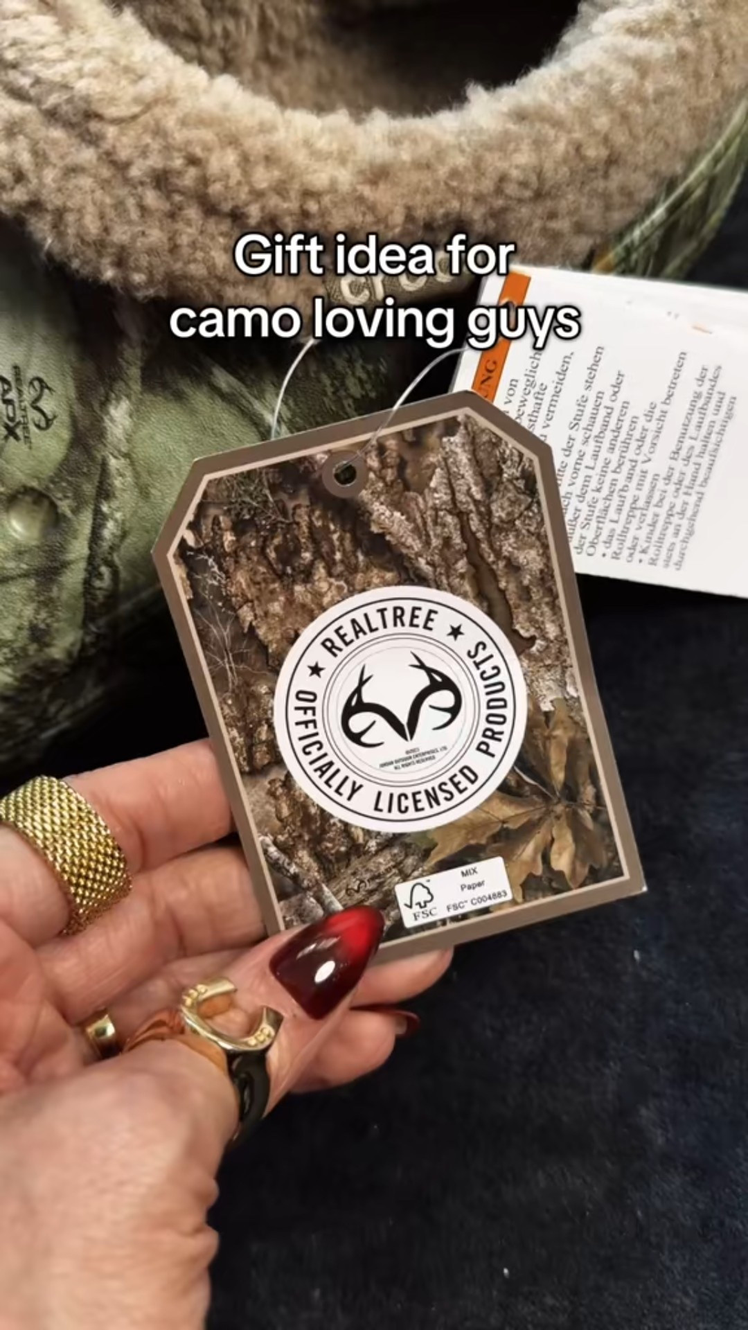 Crocs RealTree Camo Shorty Boots

#crocs #camo #winterboots #giftsforhim

#LTKGiftGuide #LTKShoeCrush #LTKHoliday