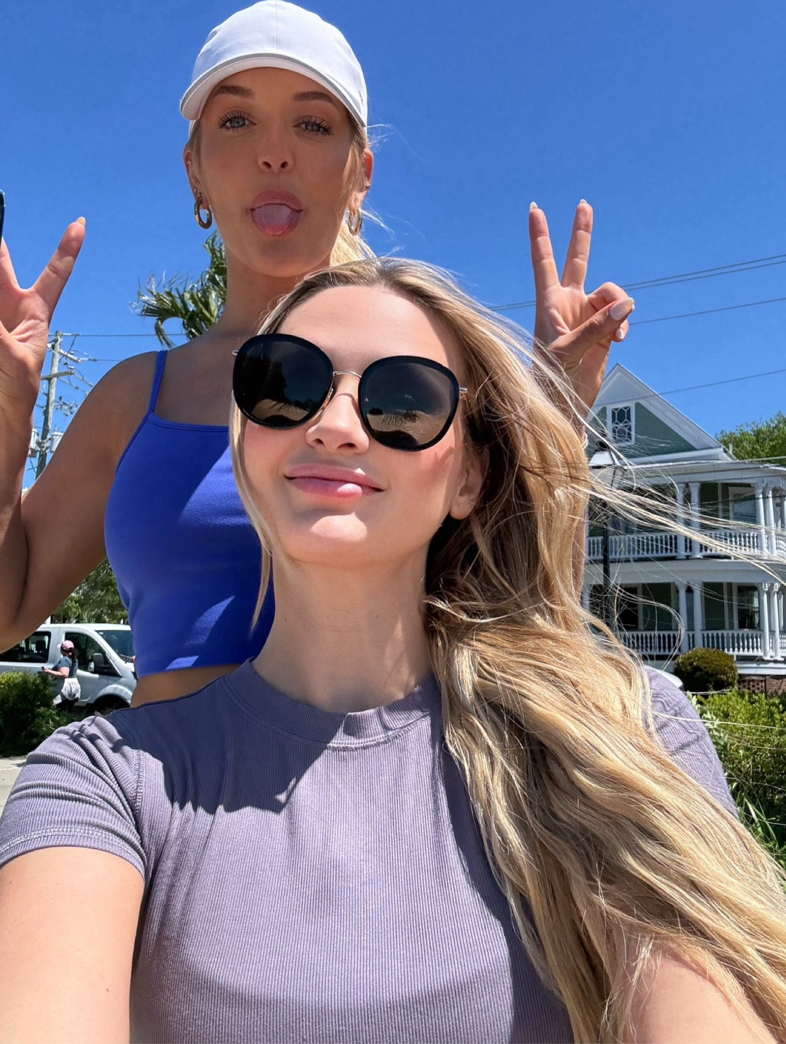 Hot girl walk with Salley ! Shop my shirt & sunglasses 

#LTKfindsunder100 #LTKGiftGuide #LTKstyletip