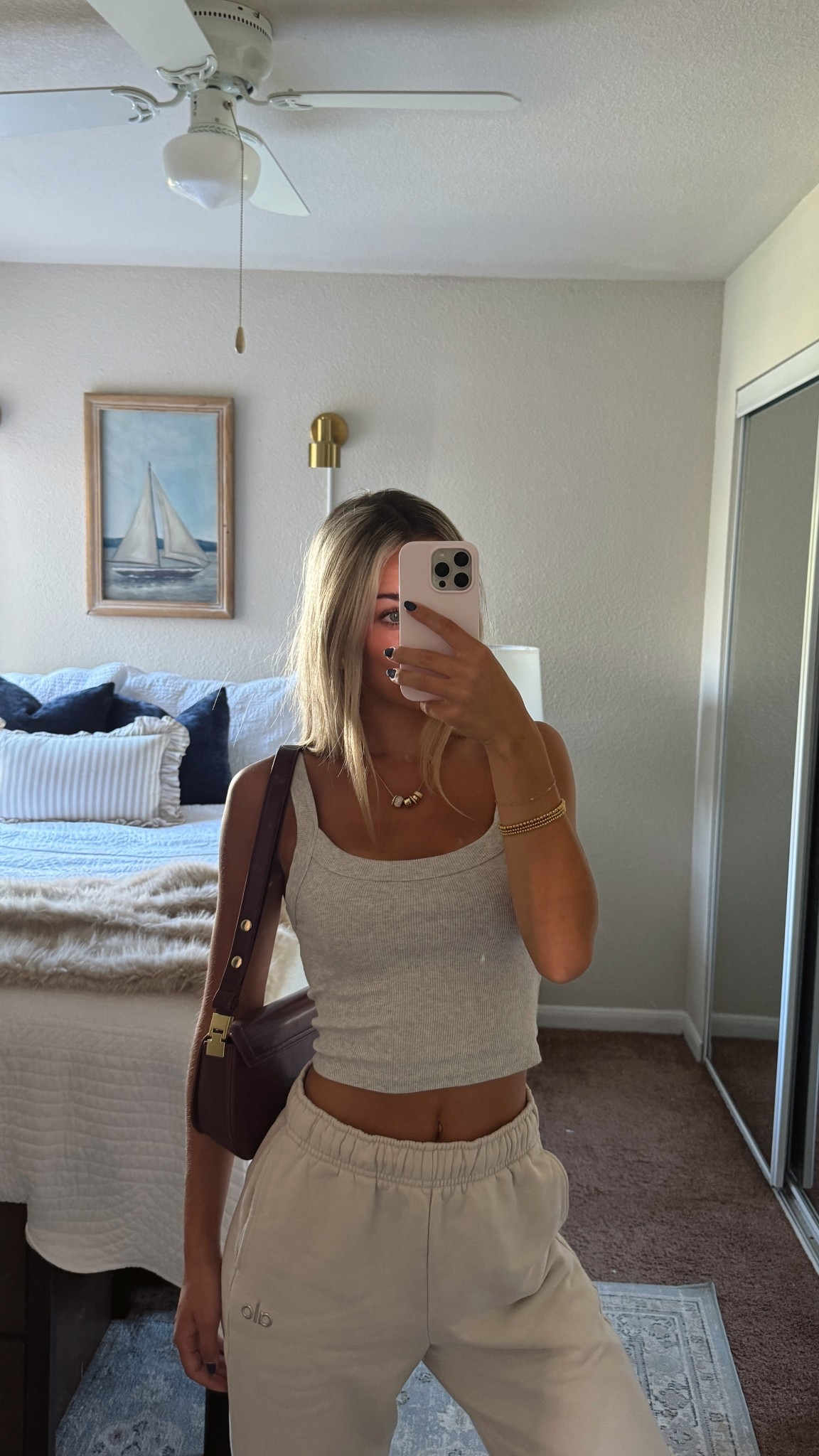 FALL OUTFIT INSPO🍂🧸

sizing reference: i am 5’3” wearing a size xxs in the sweatpants and xxs in the tank!

#LTKSeasonal #LTKStyleTip #LTKFallSale