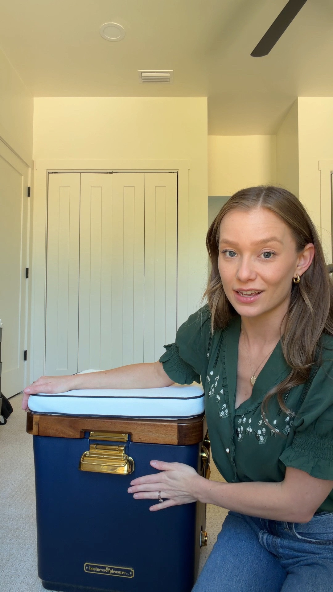 60 second review of my wishlist item from @businessandpleasureco 😍 this isn’t just a cooler for the beach or boat, but is beautiful to use poolside or when hosting!

#LTKHome #LTKSeasonal #LTKSwim