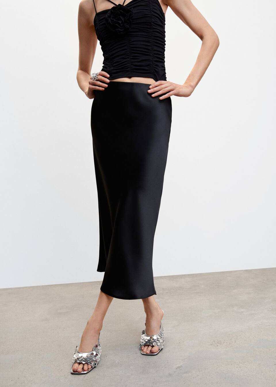 Satin midi skirt | MANGO (NL)