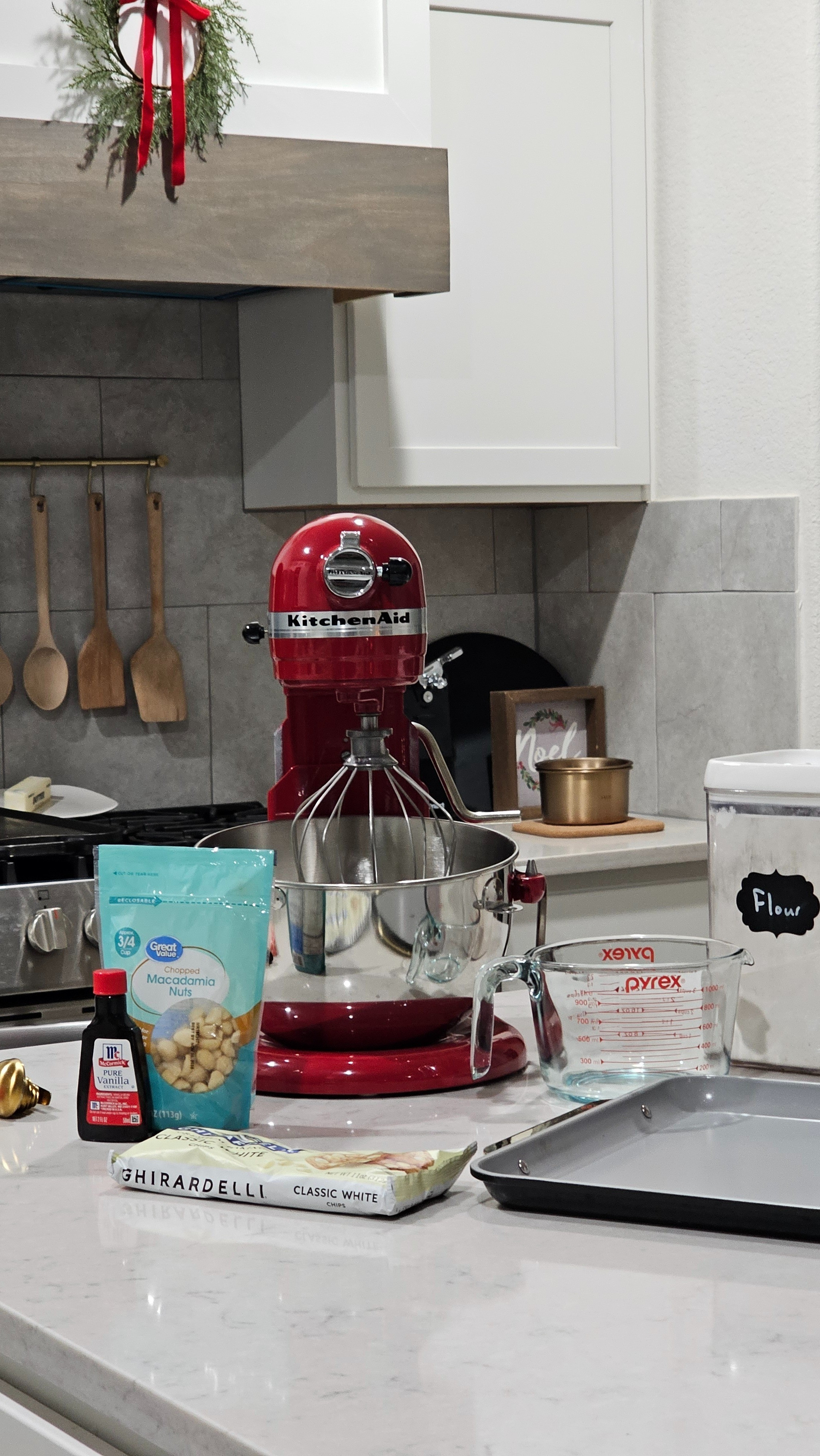 This kitchenaid mixer is the best gift to give during the holidays! I love mine and use it all the time! 

#giftguide #gift #home #kitchen #giftguide #kitchenaid #giftforher #giftformom

#LTKGiftGuide #LTKFamily #LTKHome