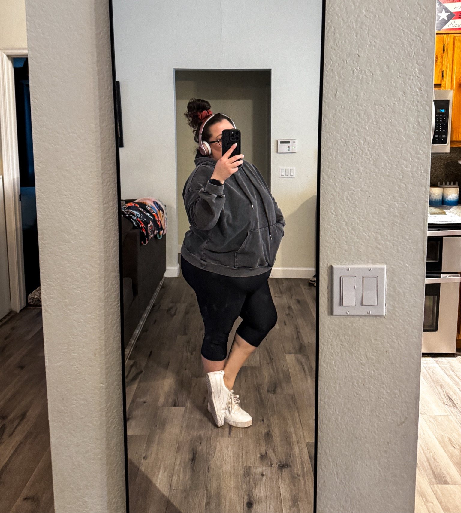 Tuesday OOTD 💋

#ootd #momootd #plussizeootd #plussize #momstyle 

#LTKPlusSize #LTKStyleTip