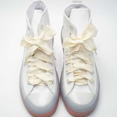 1 paire de lacets de chaussures à bords froncés, de couleurs vives, en forme de queue de poisson | SHEIN