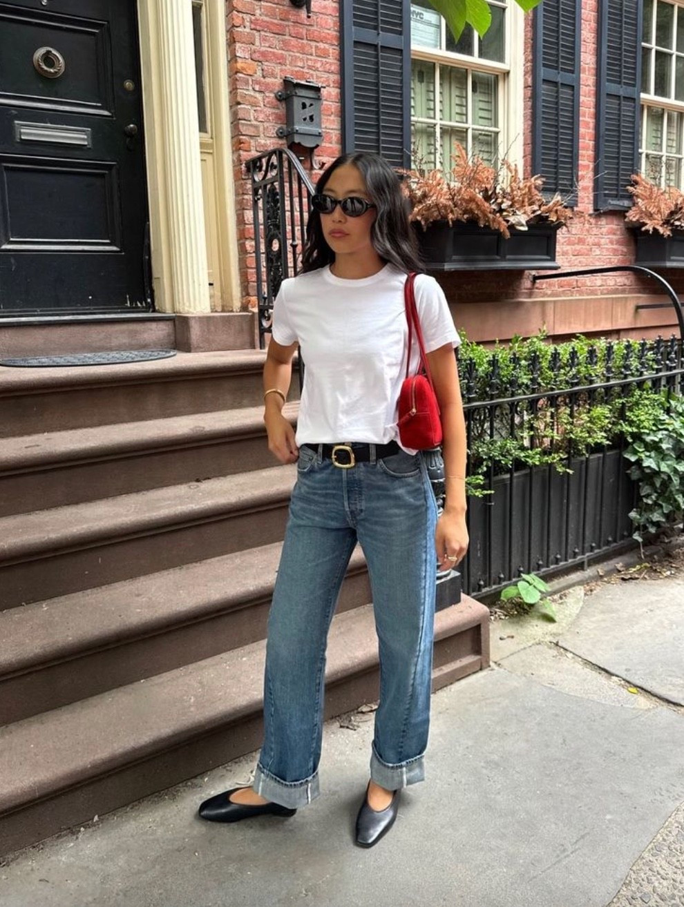 Classic white tee outfit, straight leg jeans outfit, everyday minimalist outfit, casual chic outfit with ballet flats

A crisp white tee tucked into straight-leg jeans is one of those timeless outfits that always works. Add a sleek belt, ballet flats, and a small statement bag to instantly elevate a simple everyday look while keeping it effortless and polished. 

#LTKootd #LTKspringtrends