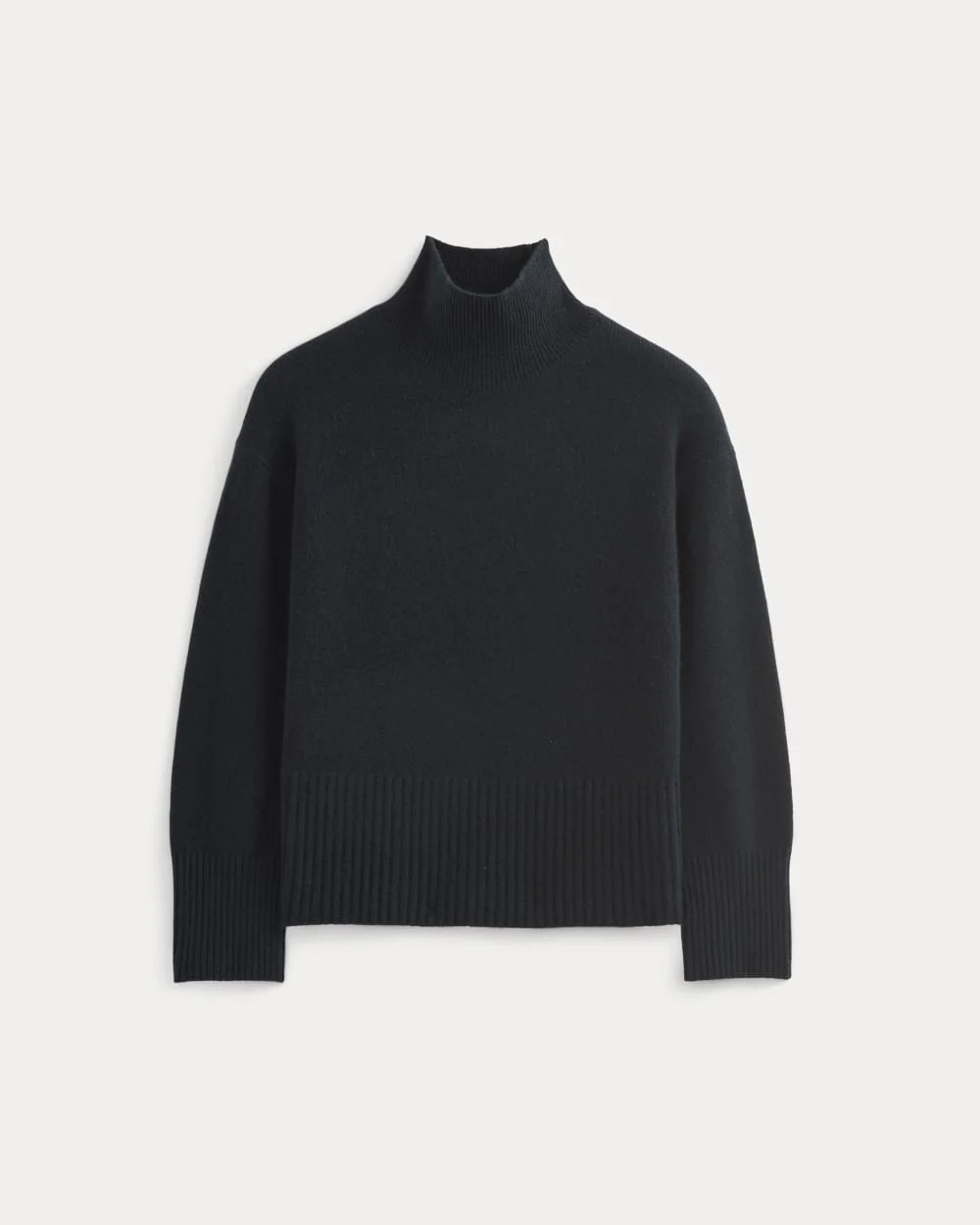 The Boxy Turtleneck in Cashmere | Navy | Everlane