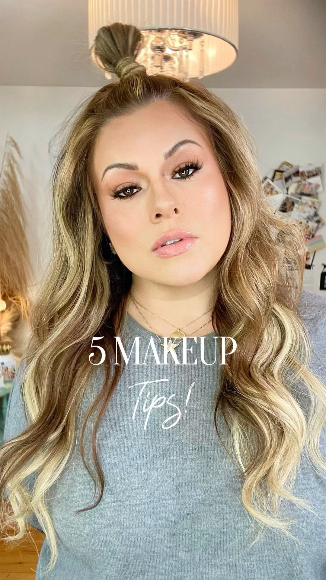 Hey there, makeup lovers! 🍁✨ I’ve got a few fab tips for your fall makeup game, straight from your friendly neighborhood pro. Get ready to rock those autumn looks with ease and confidence! Tap to discover my top tricks and must-have products for a flawless fall glow! 💄🌟 #FallMakeup #BeautyTips #MakeupPro

#LTKBeauty