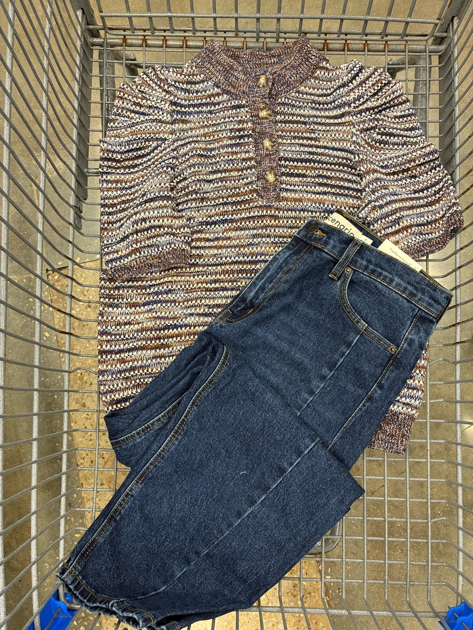 How adorable is this puff sleeve sweater!? These barrel jeans are also so good and so affordable!

#LTKdayinmylife #LTKSeasonal
