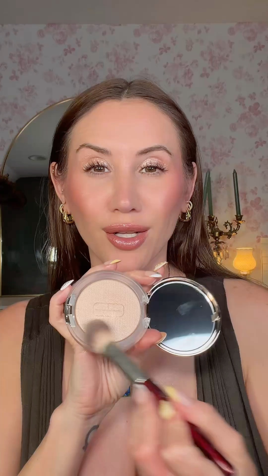 powder highlighter for mature skin that melts into skin without emphasizing texture or fine lines — cool iridescent pearl shade with light reflecting pigments for a natural luminous glow from every angle. weightless, dermatologist tested, fragrance free and non comedogenic.

#clinique #highlighter #matureskinhighlighter #makeuproutine #glowymakeup
clinique true highlight weightless illuminator moonlit pearl
powder highlighter for mature skin that does not emphasize fine lines or texture
weightless powder highlighter that melts into skin for a natural luminous glow
best highlighter for mature skin that does not sit in fine lines 2026
clinique true highlight weightless illuminator moonlit pearl review
cool iridescent pearl highlighter for a natural lit from within glow 

 #LTKBeauty